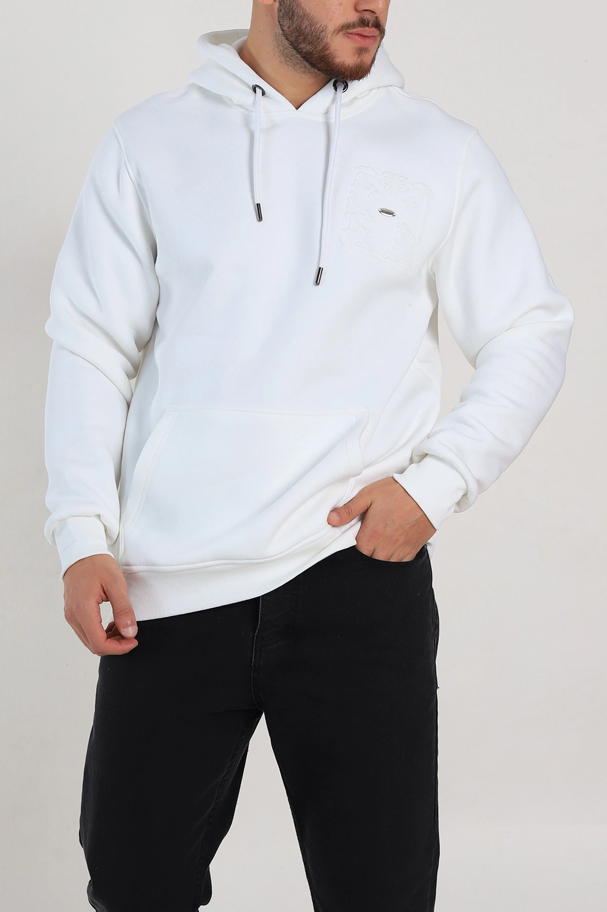 Beyaz Relaxed Fit Üç İp Şardonlu Kabartma Detaylı Erkek Sweatshirt 311130