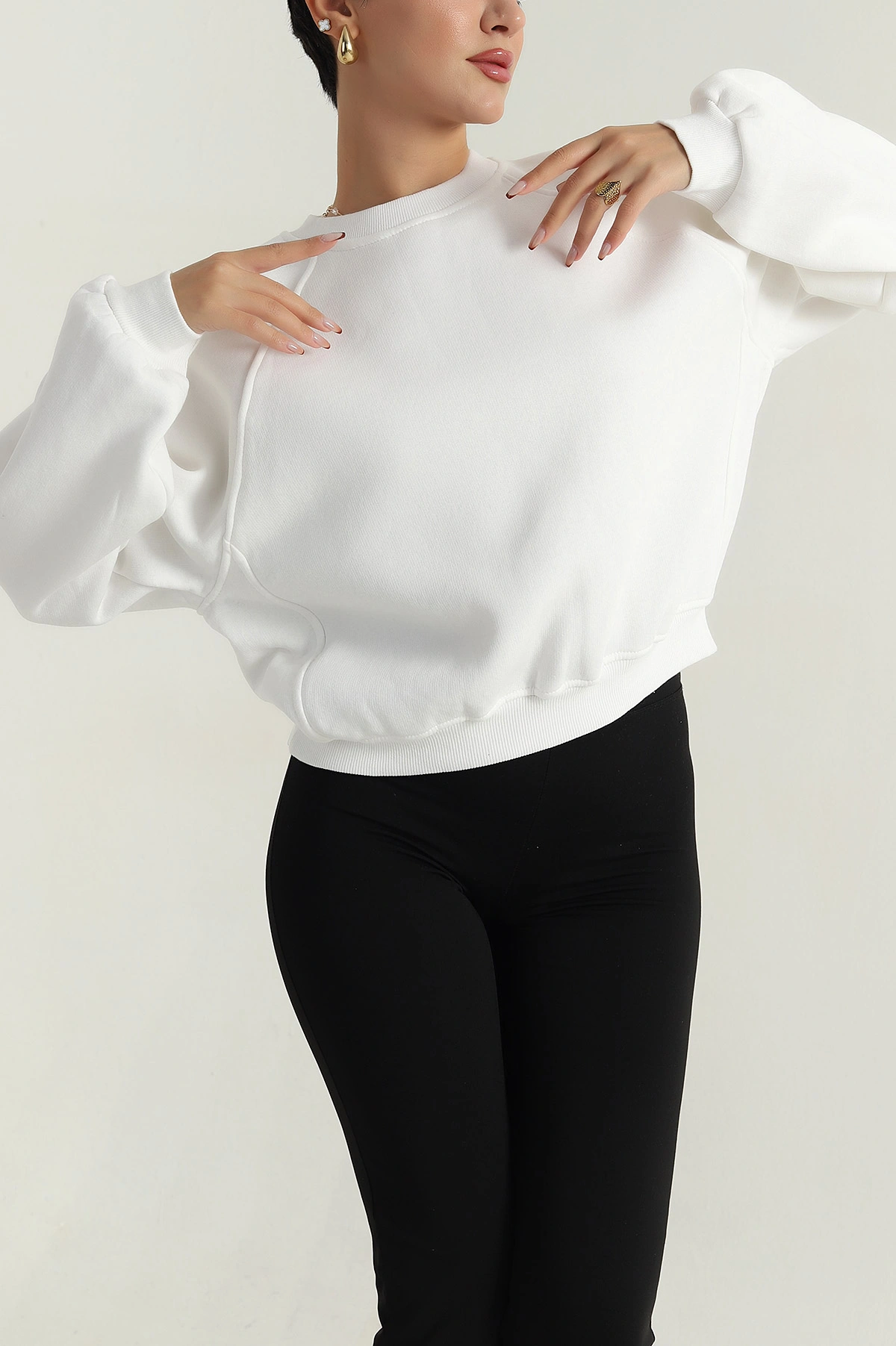 Beyaz Şardonlu Kadın Fermuarsız Sweat 392395