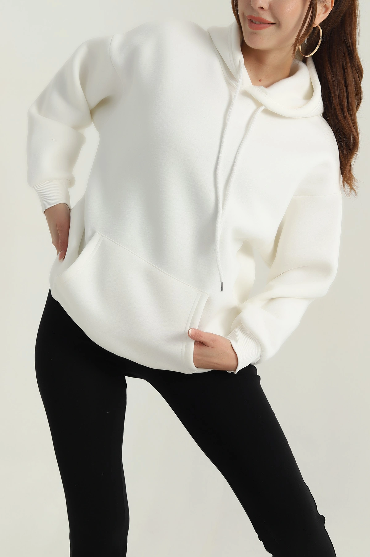 Beyaz Şardonlu Kadın Fermuarsız Sweat 400555