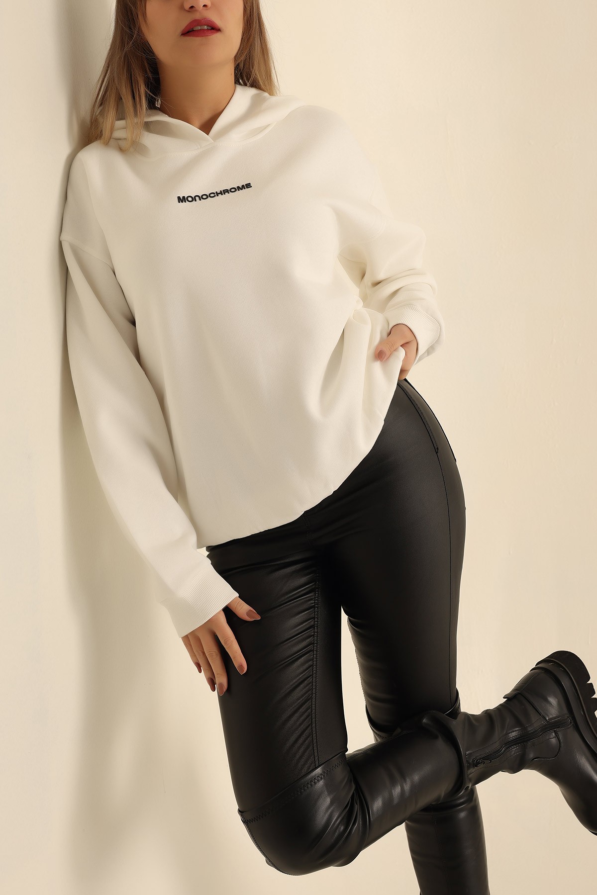 Beyaz Şardonlu Kapüşonlu Bayan Sweat 222809