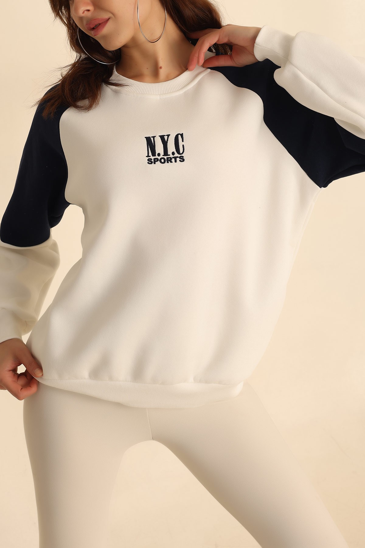 Beyaz Şardonlu Nakışlı Bayan Sweat 216633