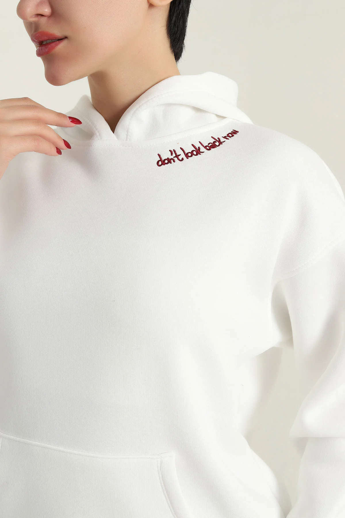 Beyaz Şardonlu Nakışlı Kadın Sweat 417933