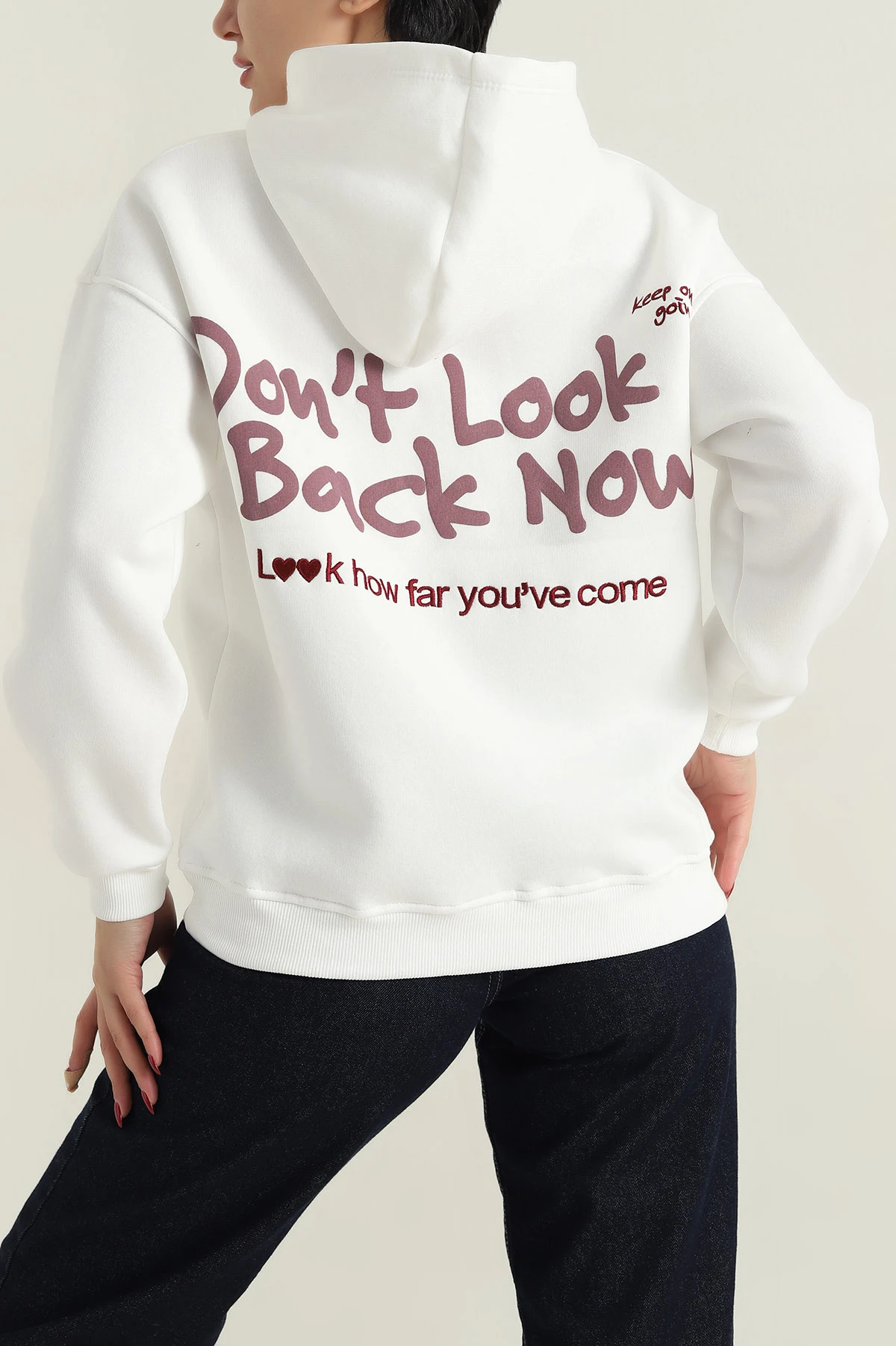 Beyaz Şardonlu Nakışlı Kadın Sweat 417933