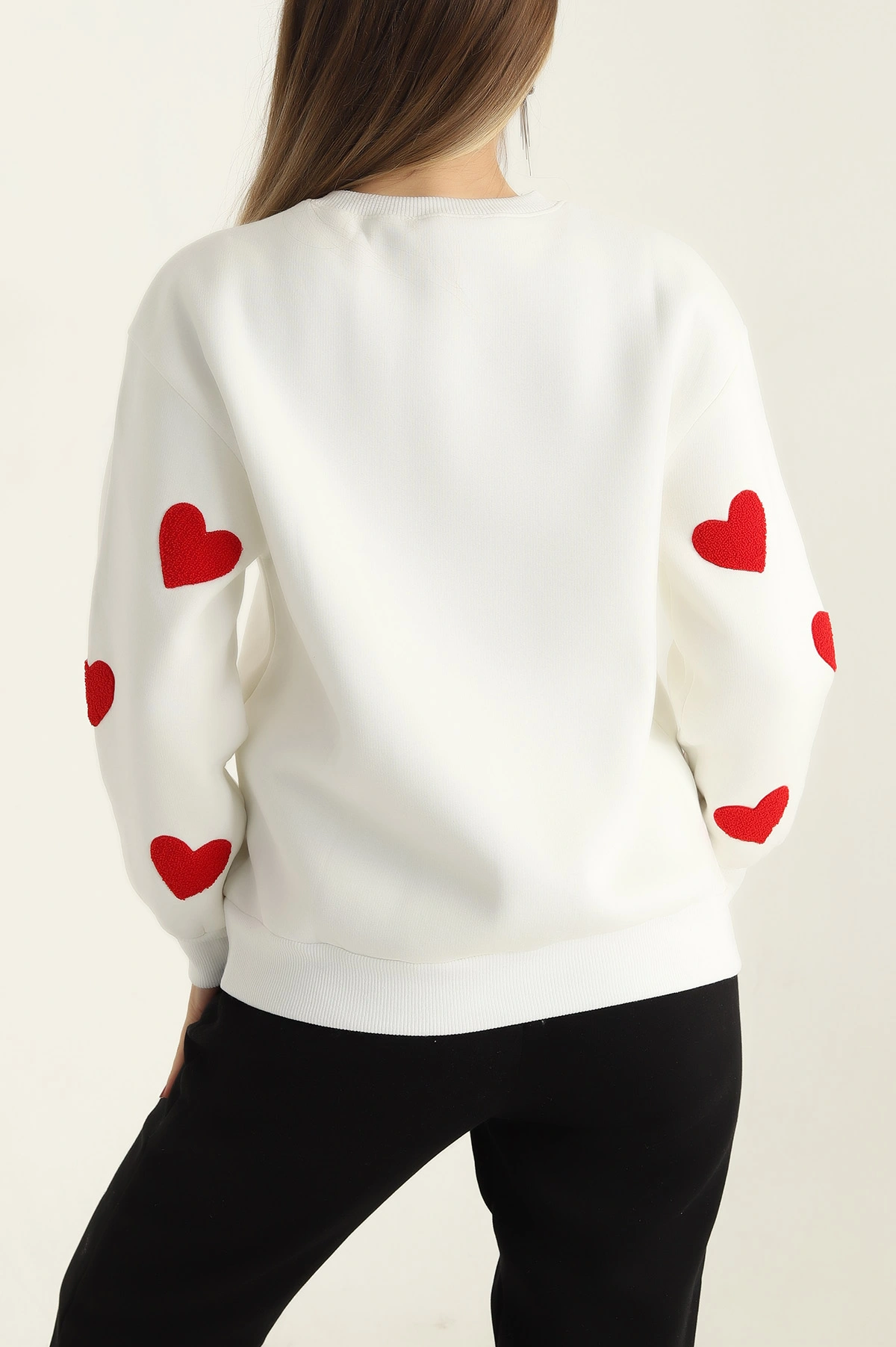 Beyaz Şardonlu Süzene Nakışlı Bayan Sweat 300648