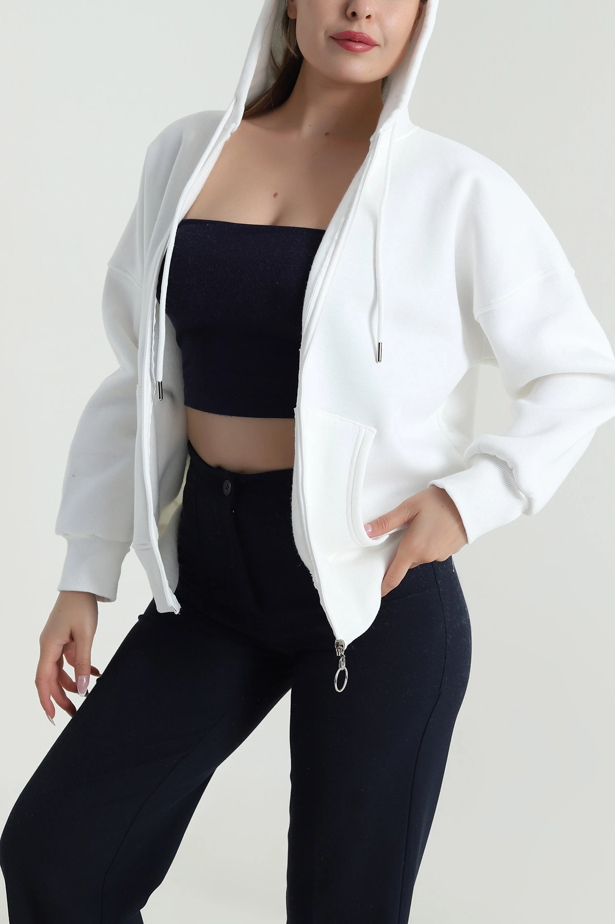 Beyaz Şardonlu Üç İp Fermuarlı Kadın Sweat 484575
