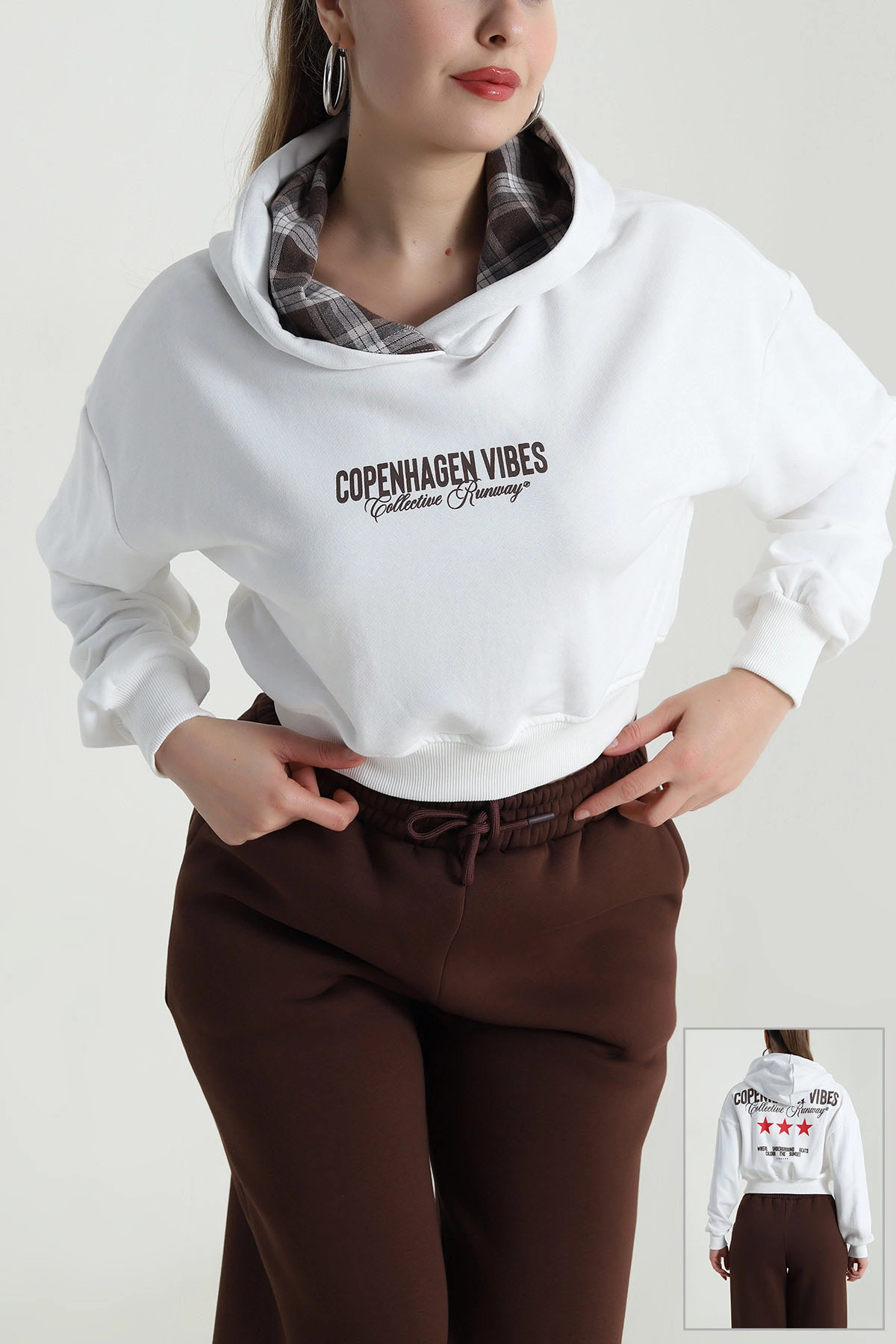 Beyaz Şardonsuz Üç İp Kadın Fermuarsız Sweat 496406