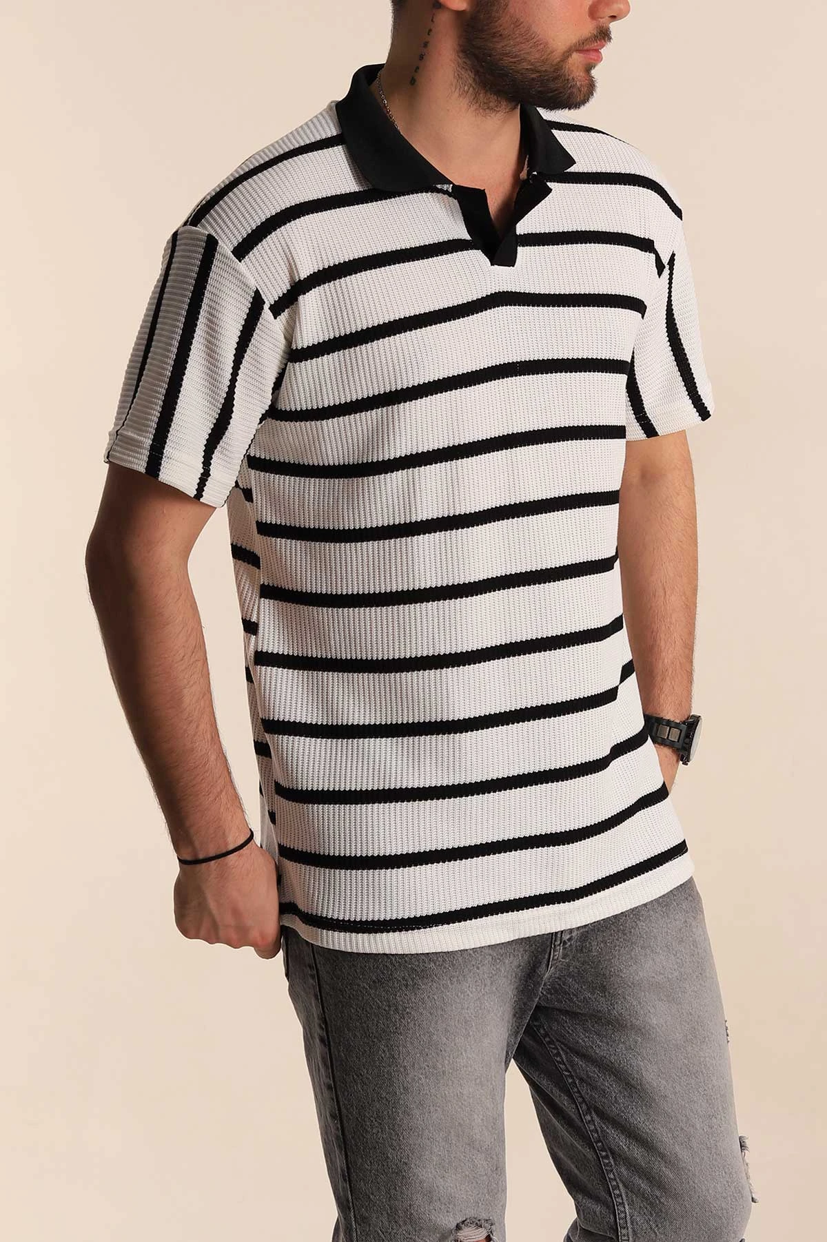 Beyaz Siyah Çizgili Oversize Polo Yaka Erkek Triko Tişört 269205