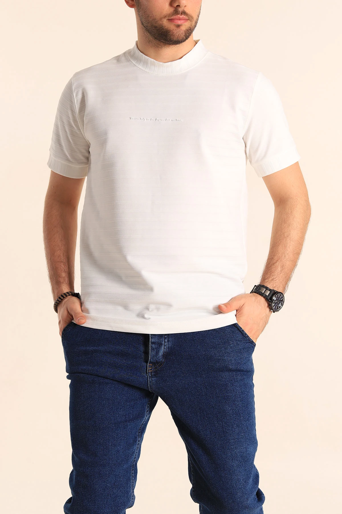 Beyaz Slim Fit Çizgi Detay Likralı Erkek Tişört 248120