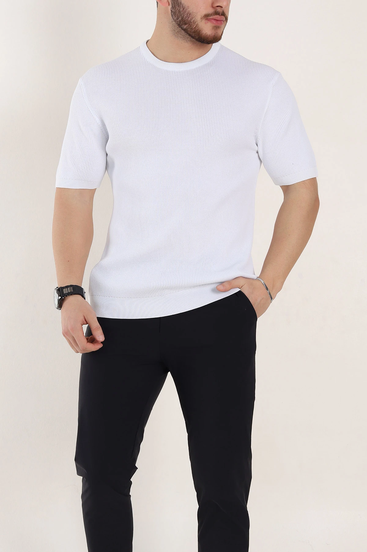 Beyaz Slim Fit Dokulu Basic Kısa Kollu Erkek Triko Tişört 338604