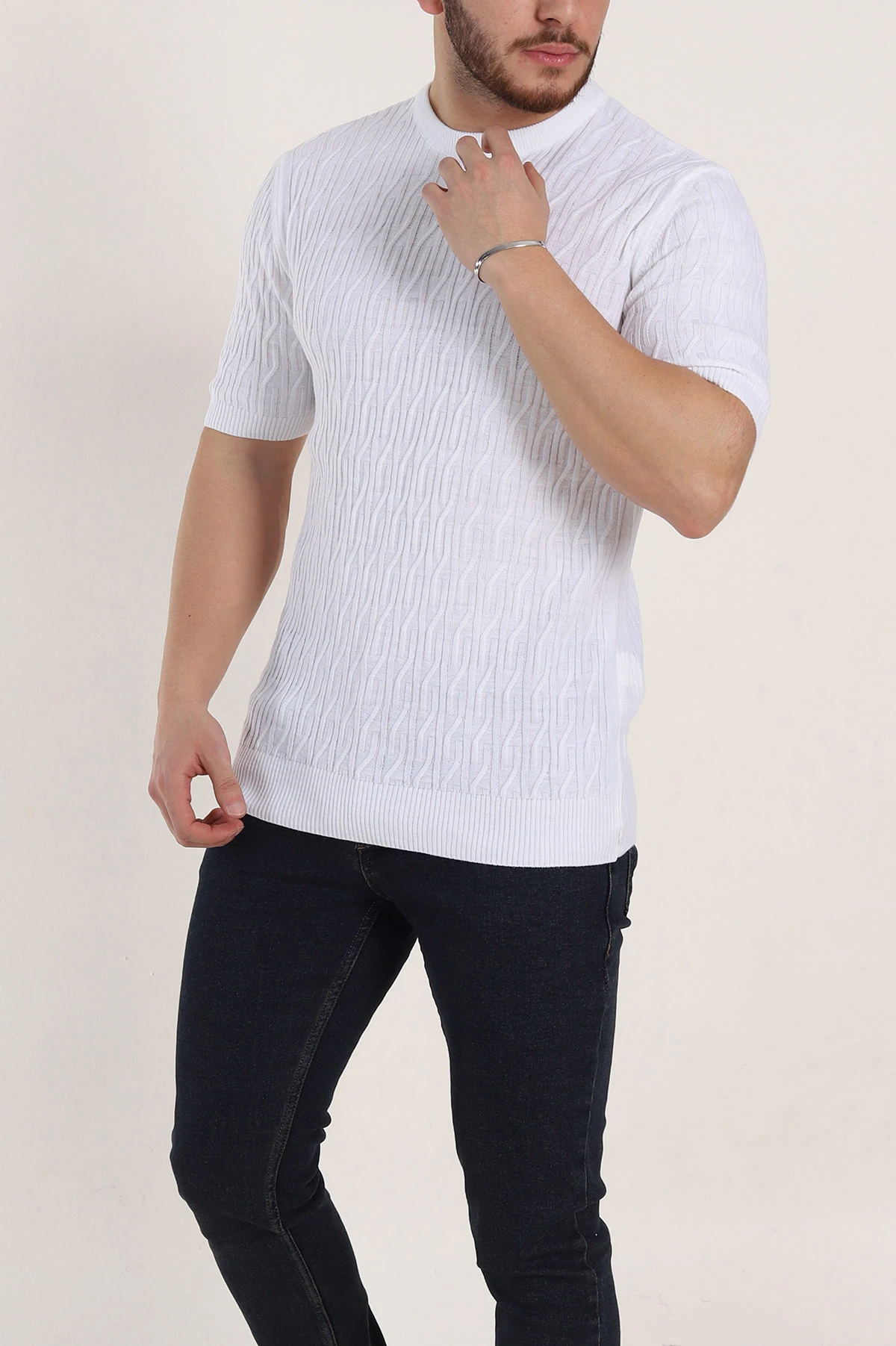 Beyaz Slim Fit Dokulu Kısa Kollu Erkek Triko Tişört 338899