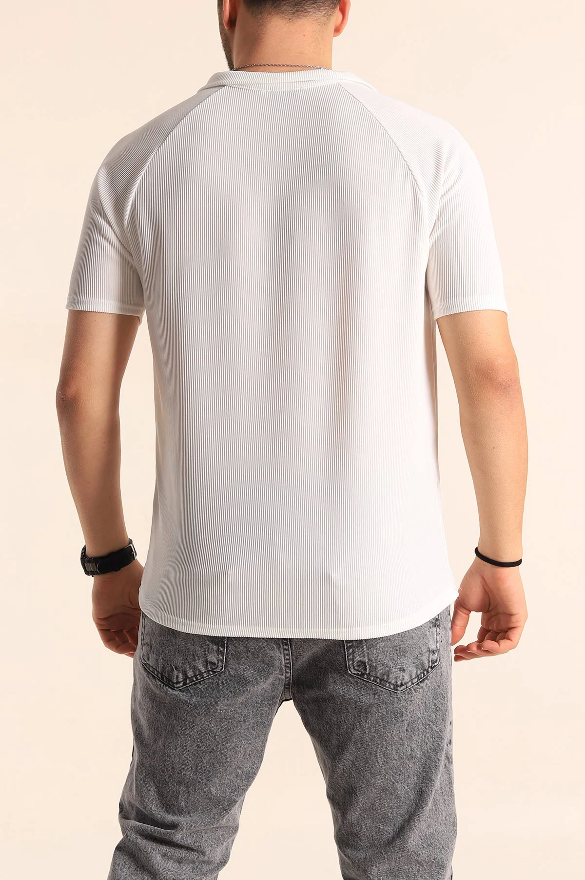 Beyaz Slim Fit Jakarlı Fermuarlı Polo Yaka Erkek Tişört 256031