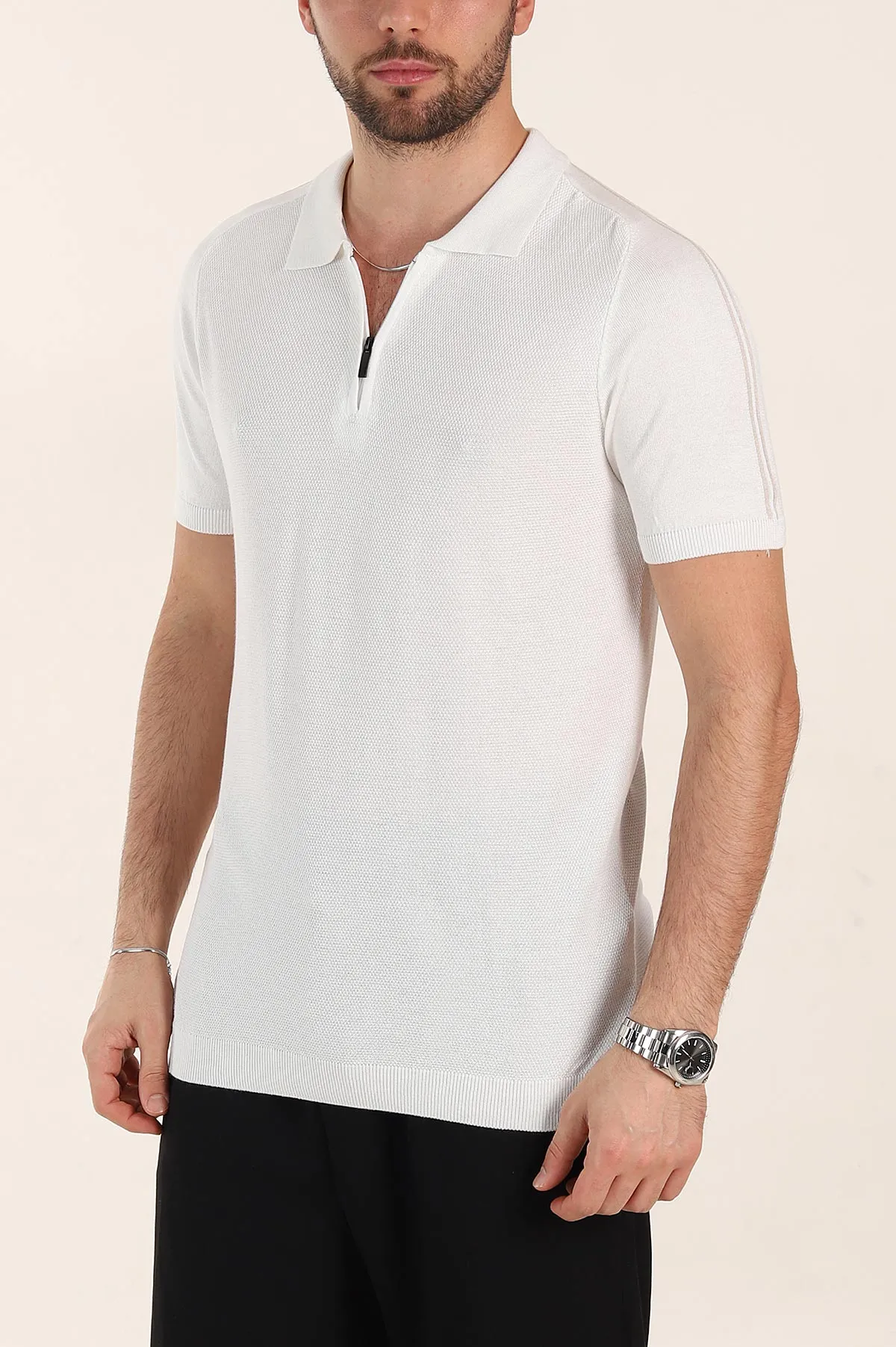 Beyaz Slim Fit Omuz Şerit Detaylı Fermuarlı Polo Yaka Erkek Triko Tişört 358401