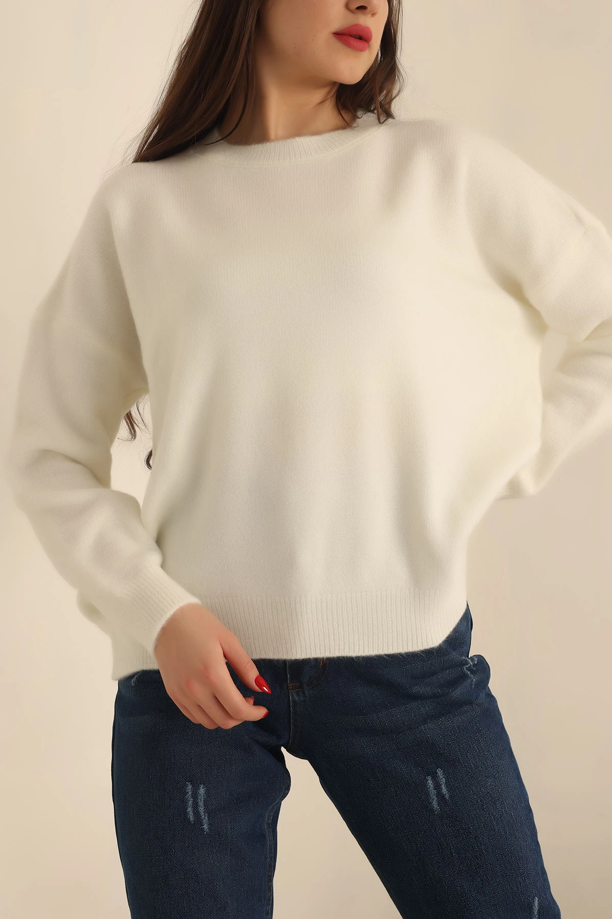 Beyaz Soft Triko Bayan Kazak 231534