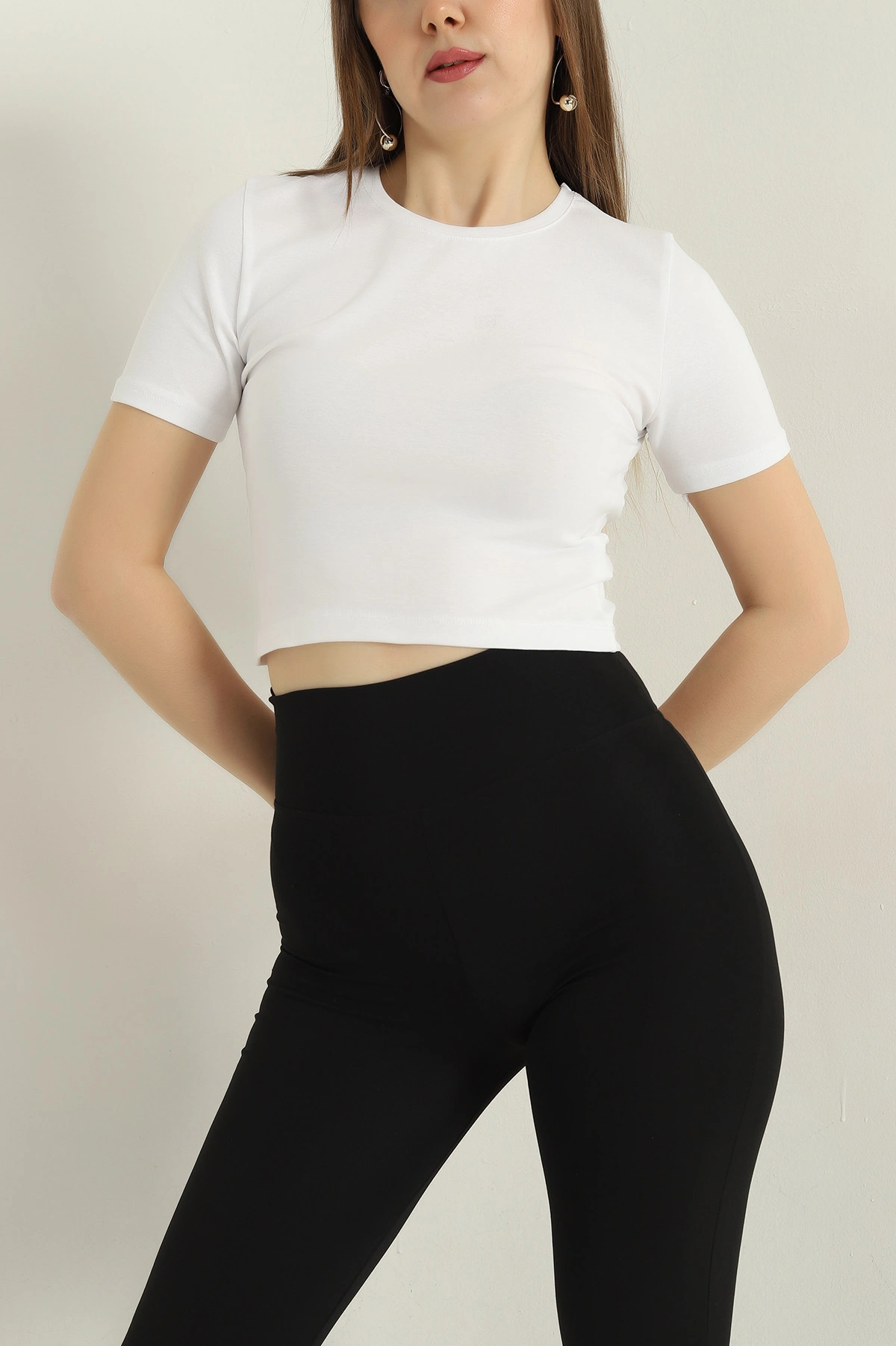 Beyaz Süprem Crop Kadın Tişört 348118