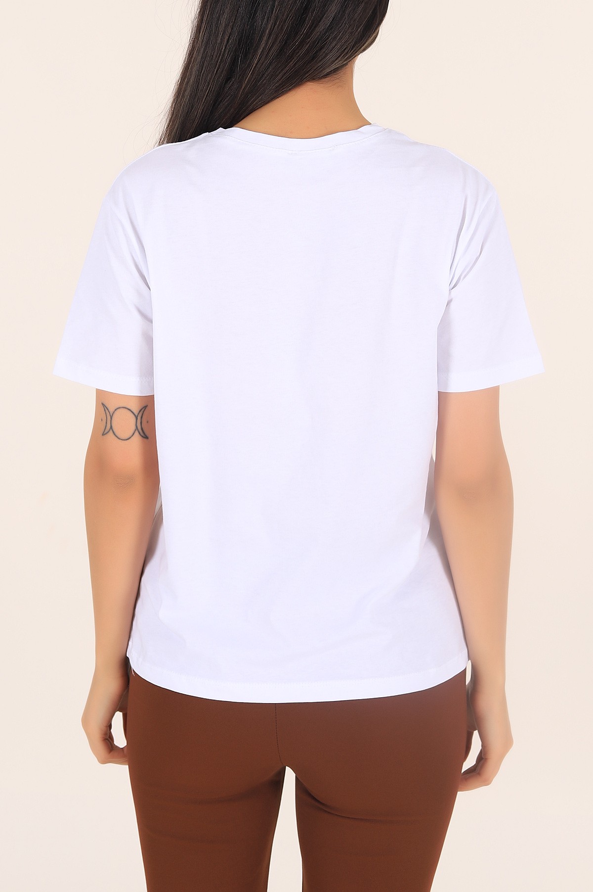 Beyaz Taşlı Varak Baskı Tişört 168493