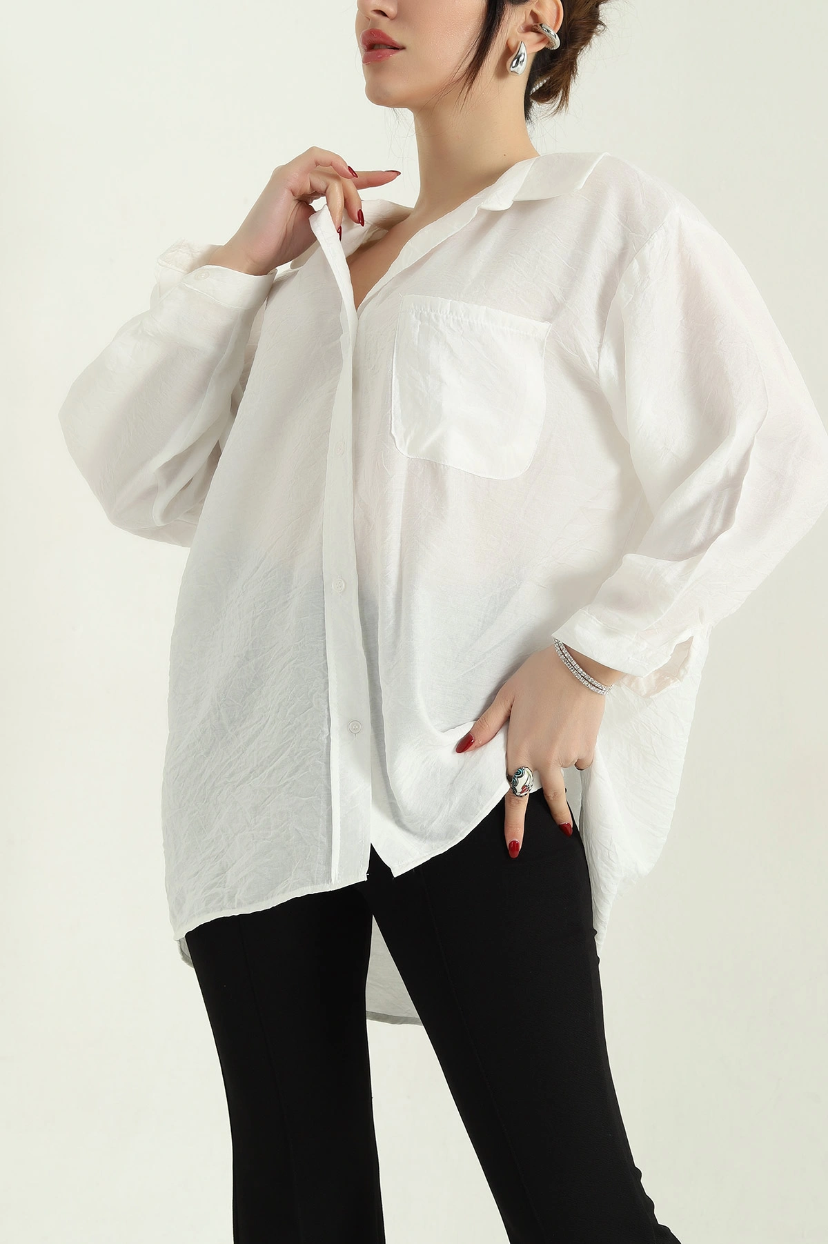 Beyaz Tek Cep Oversize Dokuma Bayan Gömlek 336960