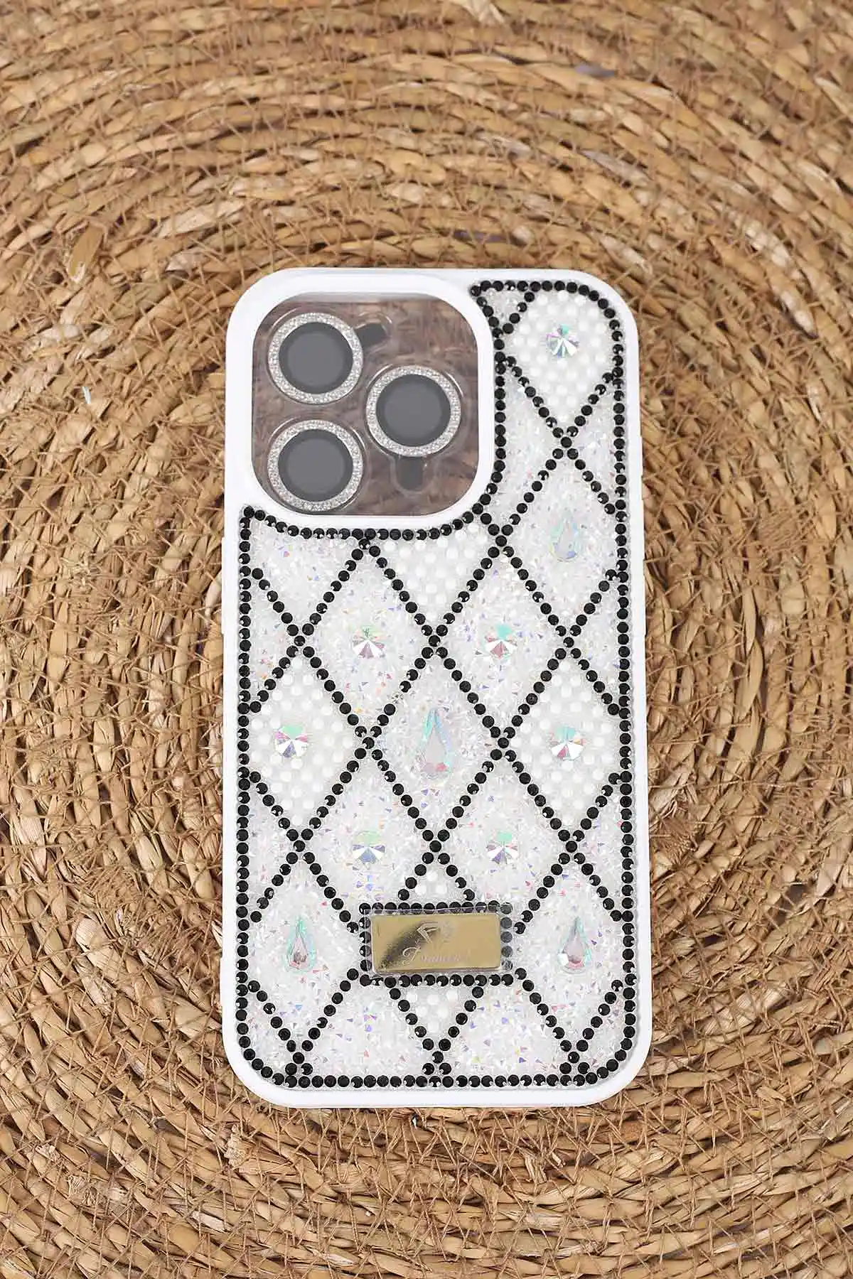 Beyaz TeknoCase İPhone 15 Pro Uyumlu Dlr Diamond Case Serisi Lens Hediyeli Premium Sert Silikon Telefon Kılıfı 430376