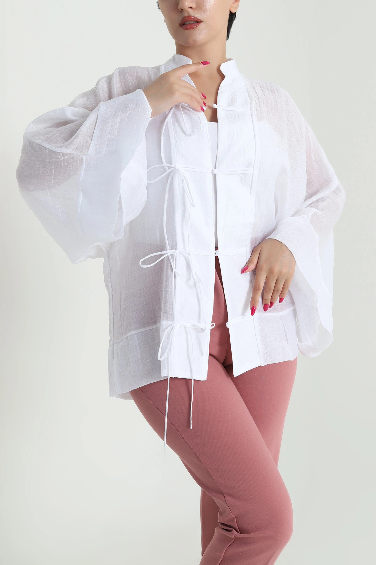 Beyaz Tencel İp Bağcıklı Kadın Gömlek 476097