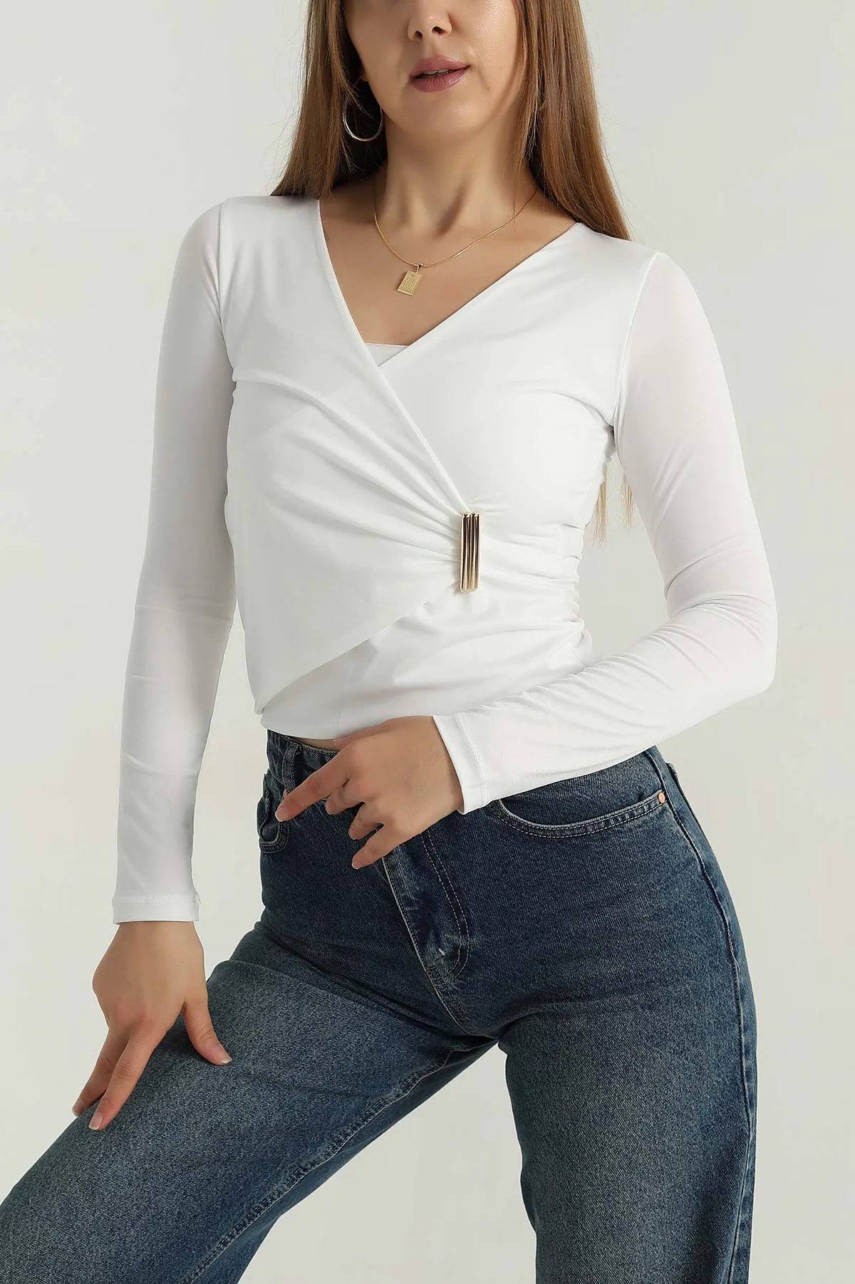 Beyaz Tokalı Sandy Kadın Bluz 405779