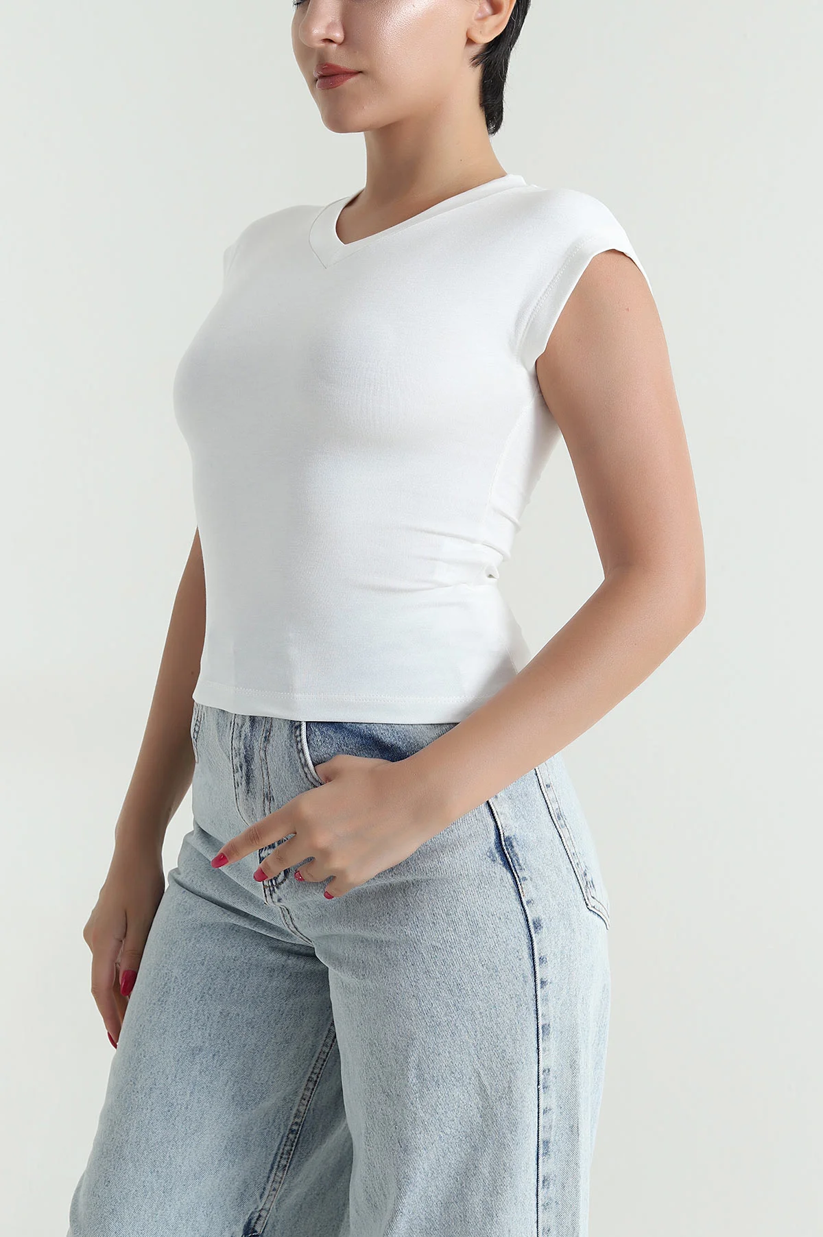 Beyaz V Yaka Kadın Bluz 476509