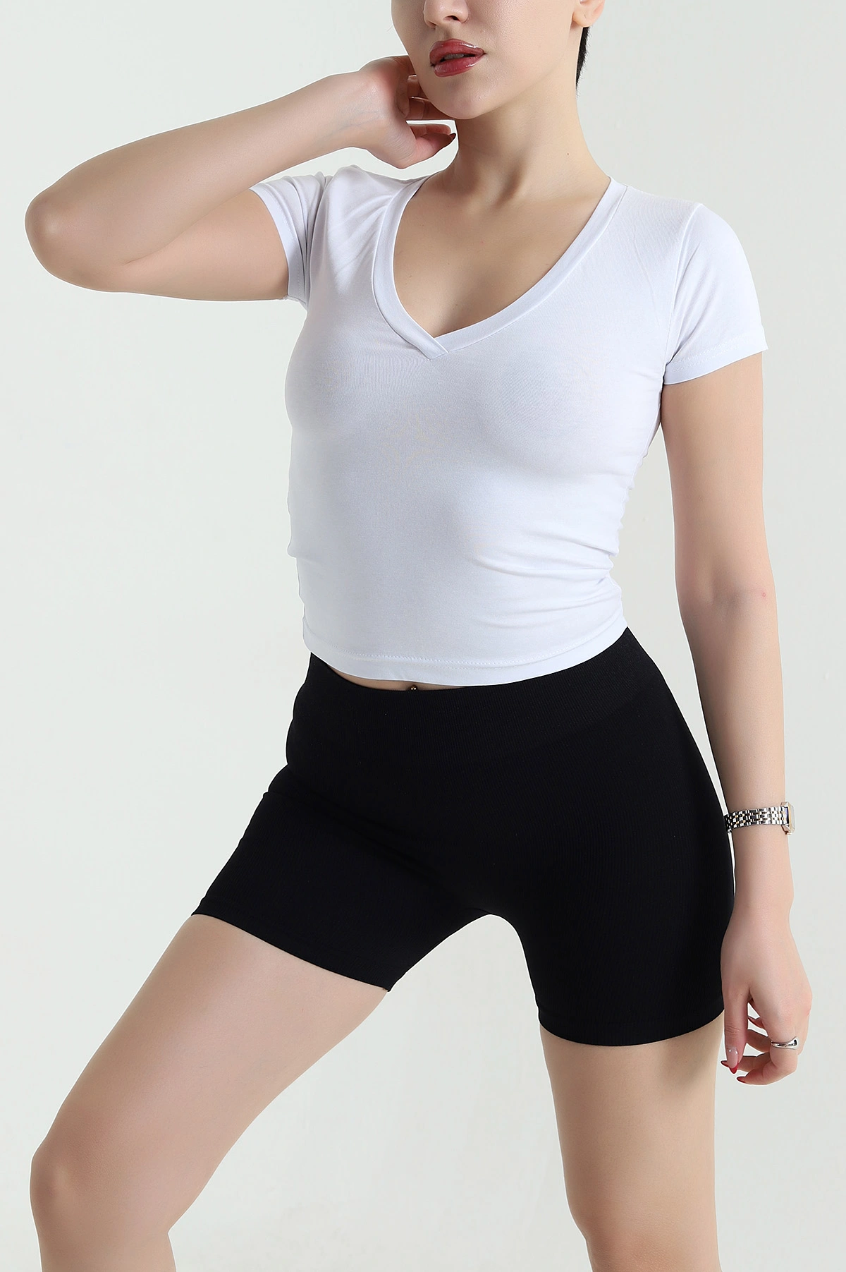 Beyaz V Yaka Kısa Kol Kadın Body 439579