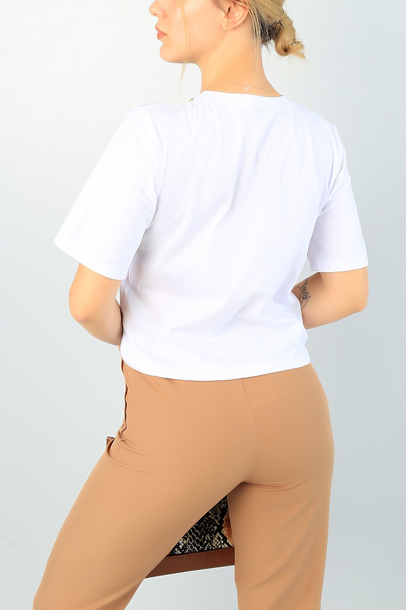 Beyaz Yaka Zincirli Crop Tişört 64637