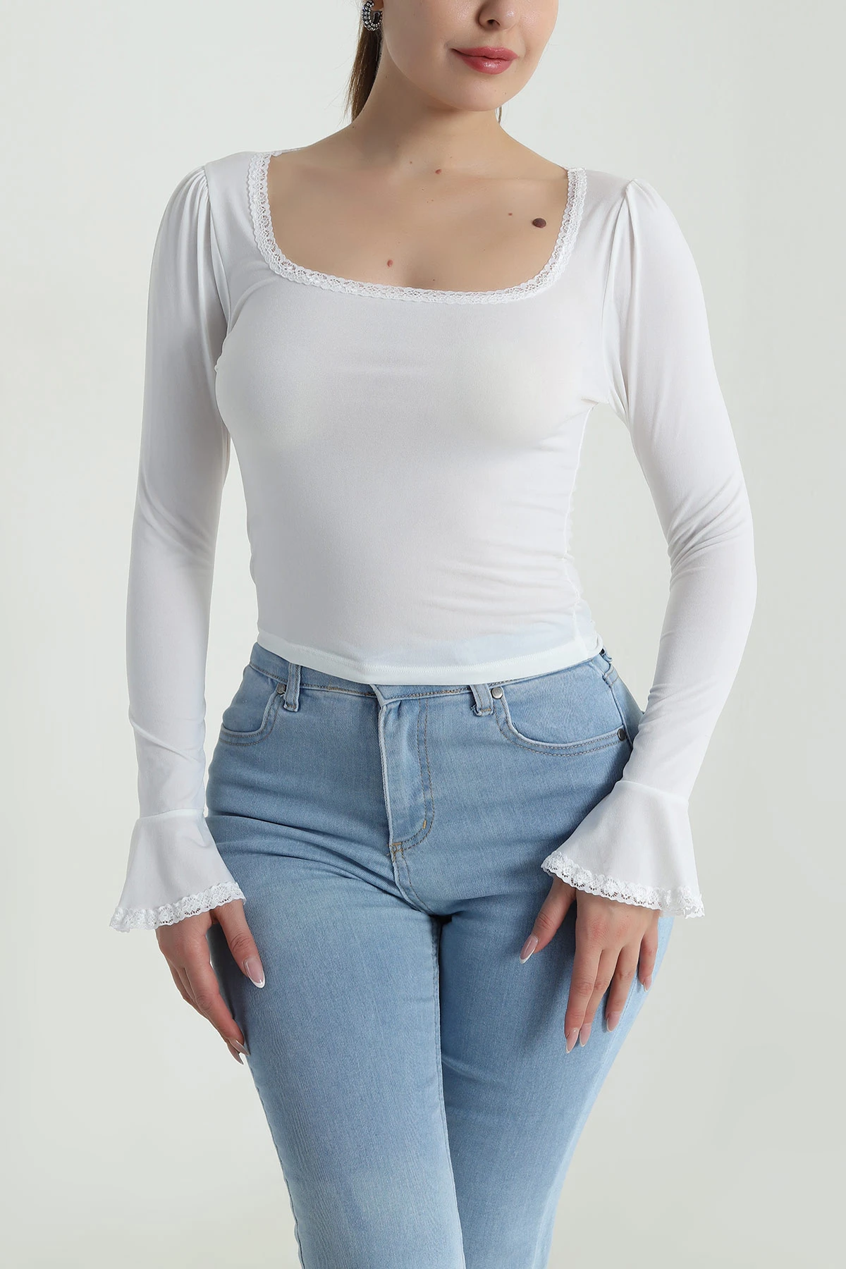 Beyaz Yakası Dantelli Sandy Kadın Bluz 488836