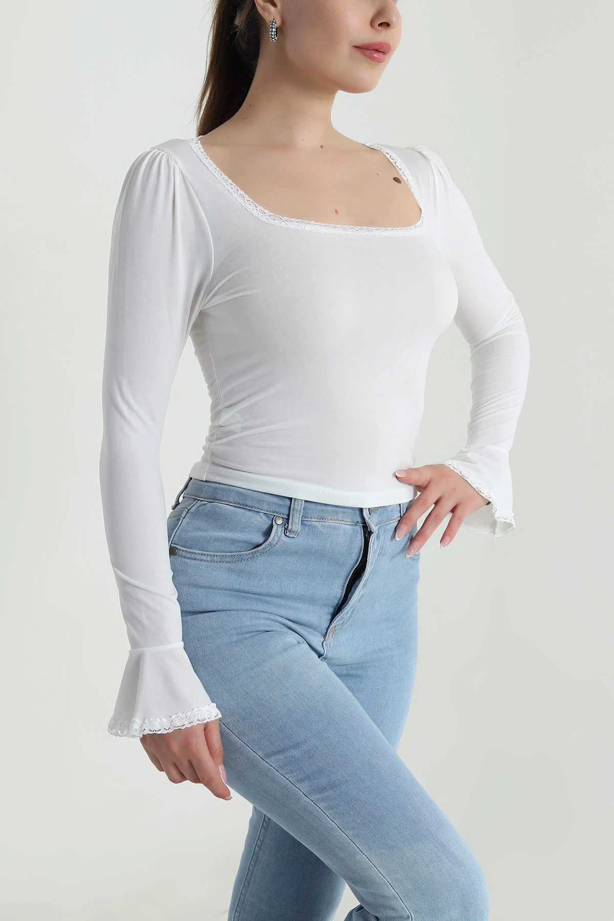 Beyaz Yakası Dantelli Sandy Kadın Bluz 488836