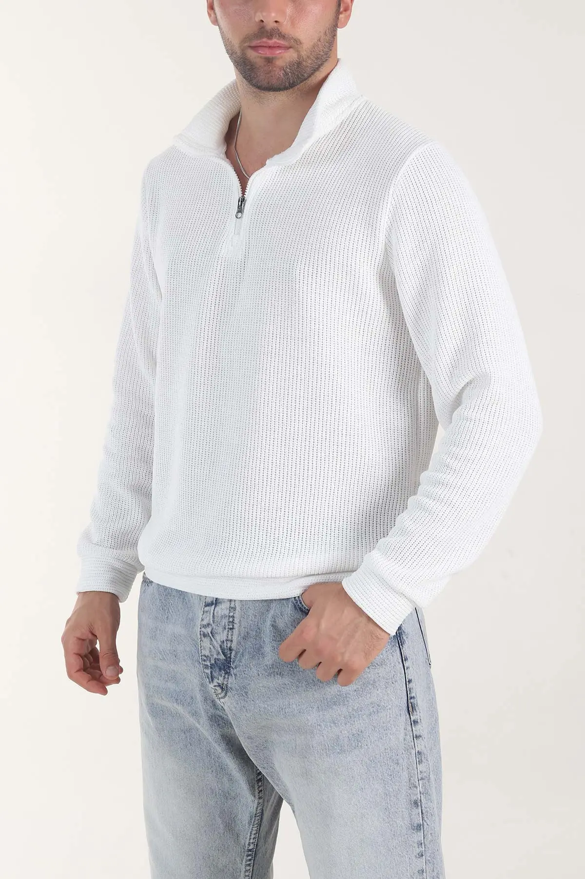 Beyaz Yarım Fermuarlı Jakar Erkek Triko 407302