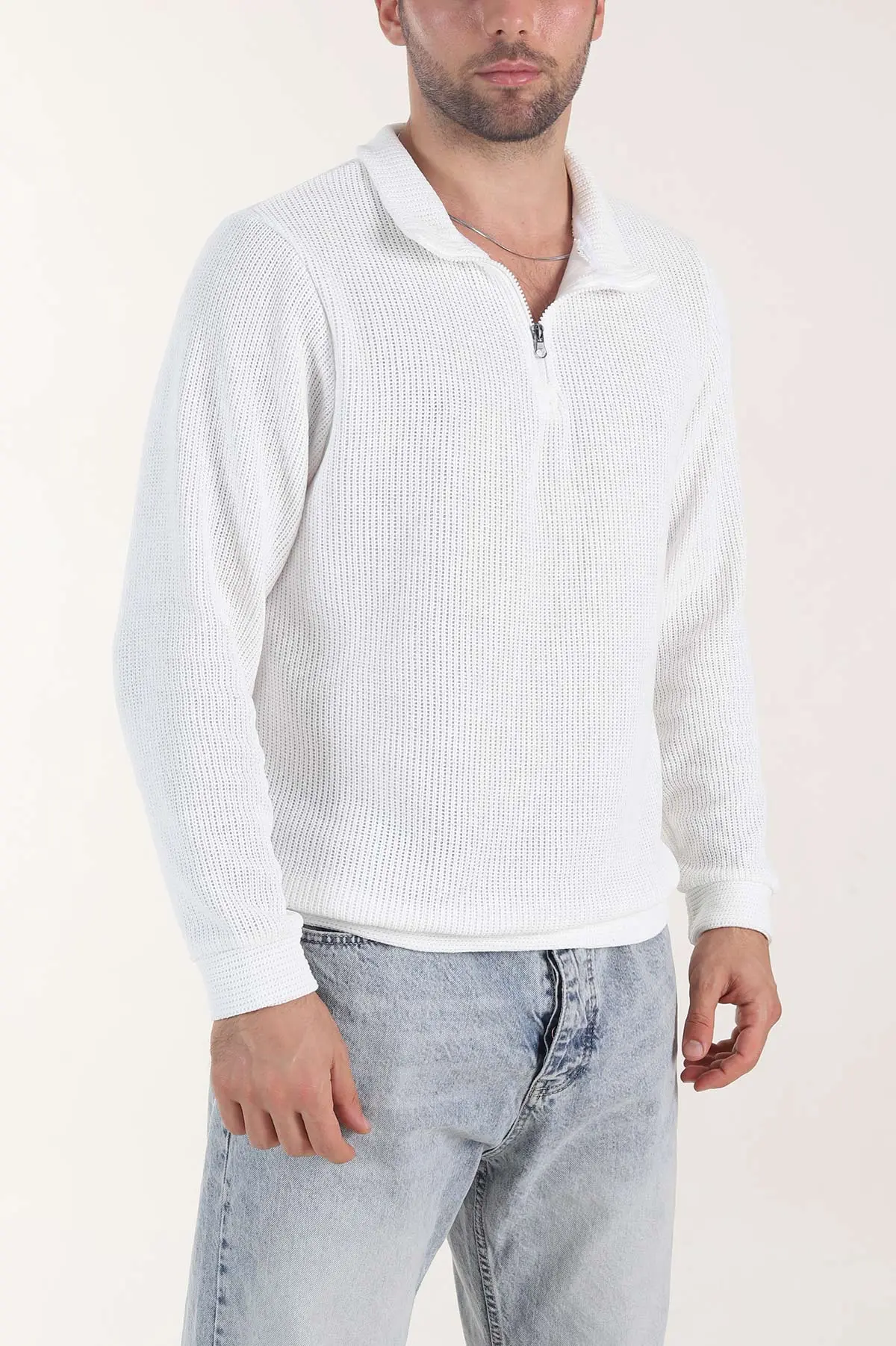 Beyaz Yarım Fermuarlı Jakar Erkek Triko 407302