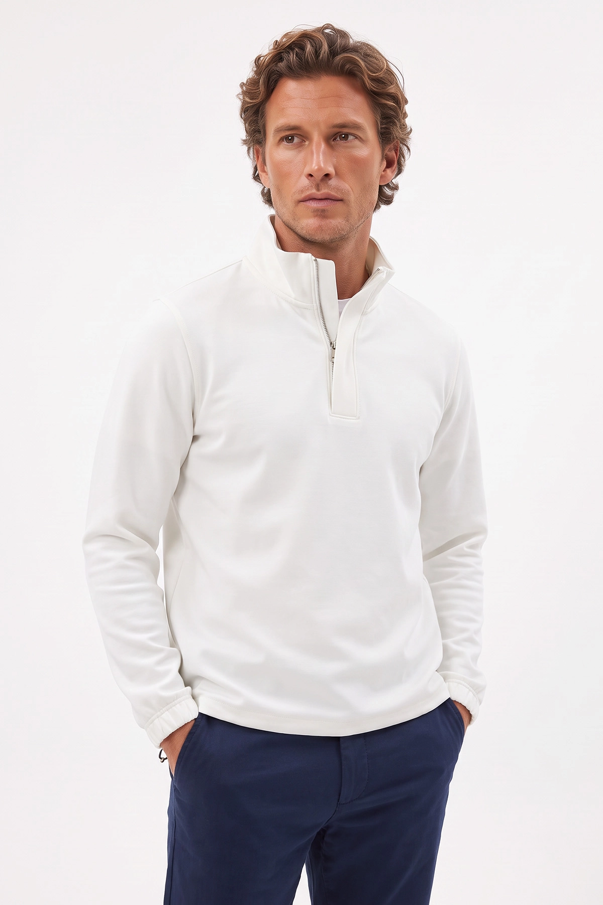 Beyaz Yarım Fermuarlı Lastik Detaylı Erkek Sweatshirt 492054