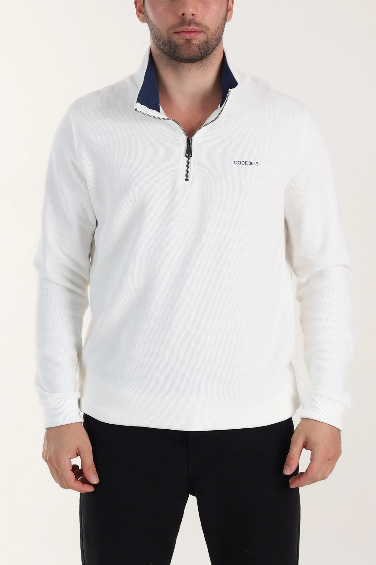 Beyaz Yarım Fermuarlı Polo Yaka Erkek Sweatshirt 410880