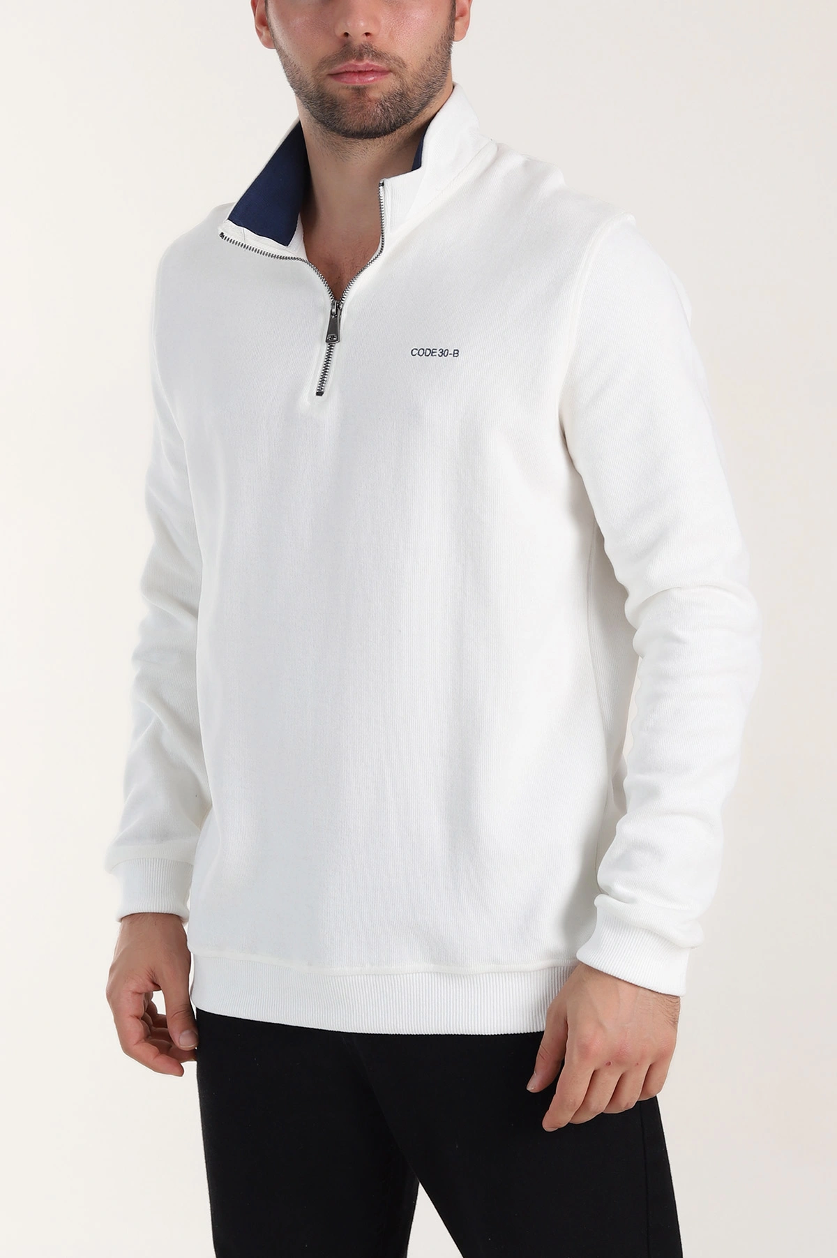 Beyaz Yarım Fermuarlı Polo Yaka Erkek Sweatshirt 410880