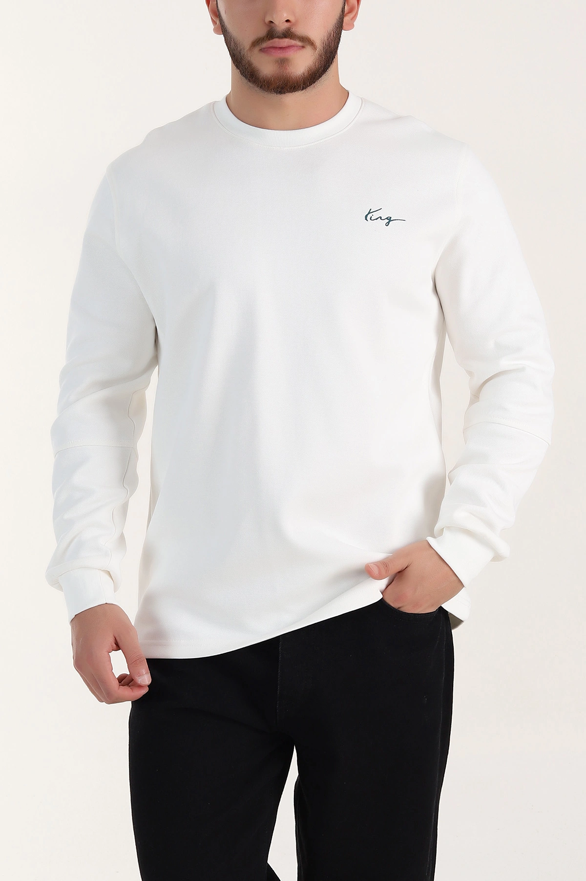 Beyaz Yazı Detaylı Bisiklet Yaka Erkek Sweatshirt 396930