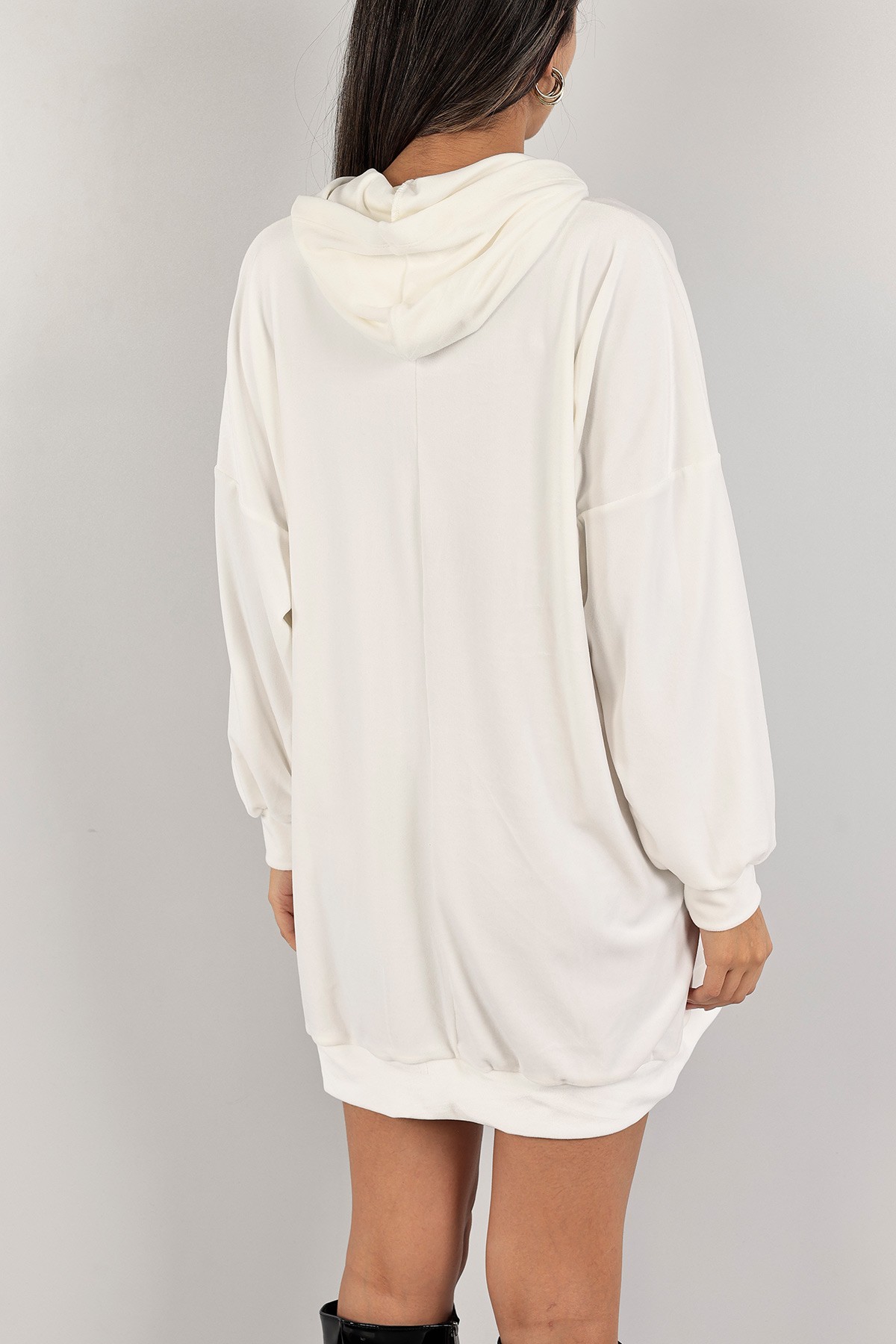 Beyaz Yeni Sezon Kadife Tunik Sweat 133947