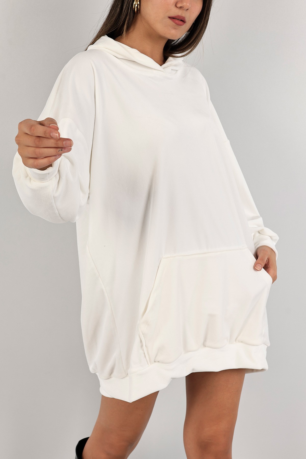 Beyaz Yeni Sezon Kadife Tunik Sweat 133947