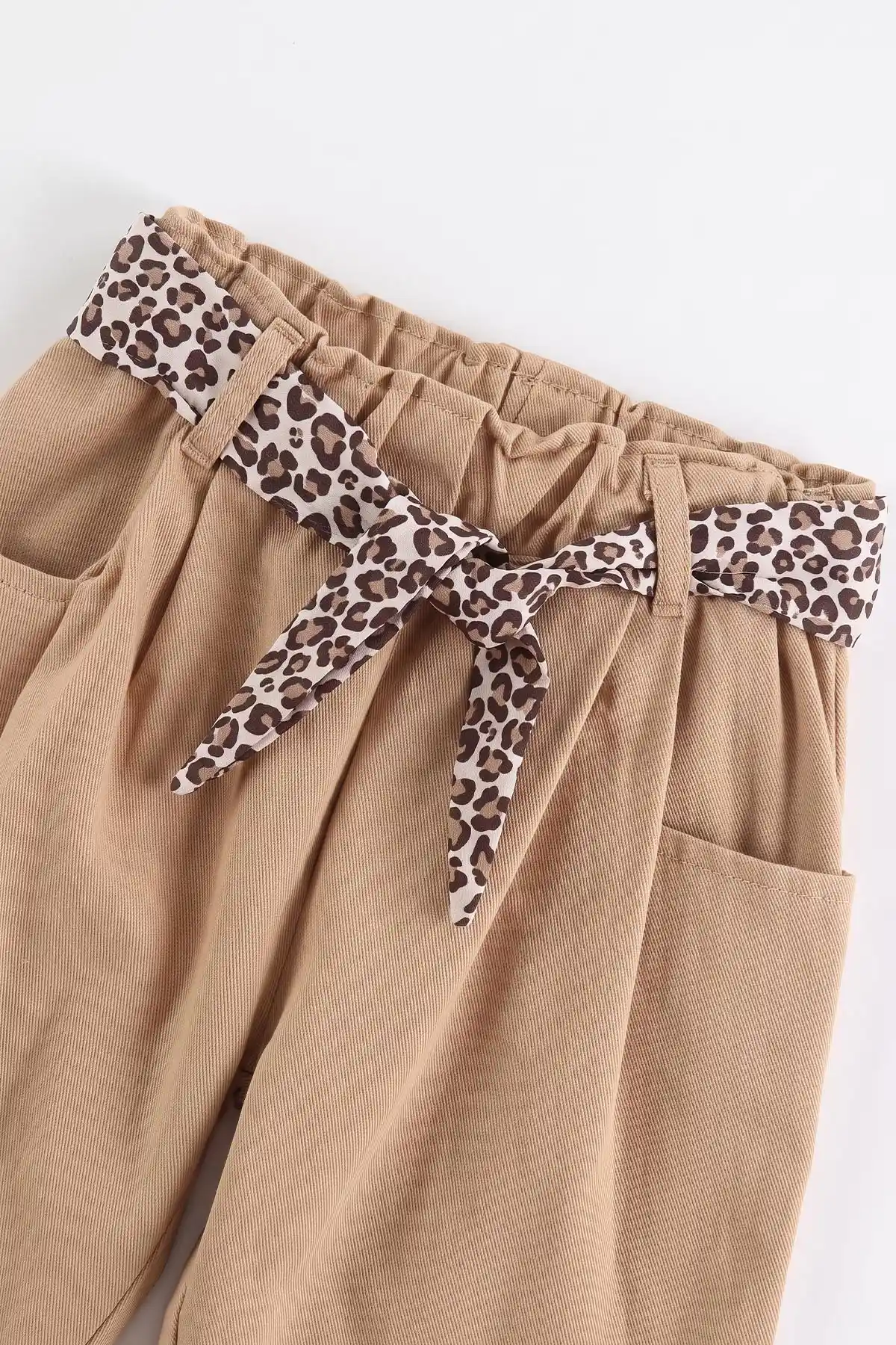Bisküvi (1-5 Yaş) Leopar Kemerli Gömlek ve Ceketli Gabardin Kız Çocuk 3'lü Takım 473405