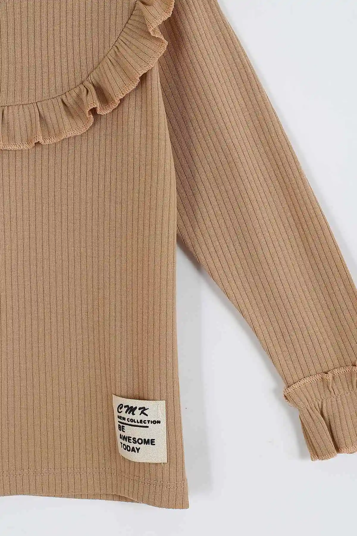 Bisküvi (3-11 Yaş) Yaka ve Kol Fırfır Detaylı Kız Çocuk Sweatshirt 297013