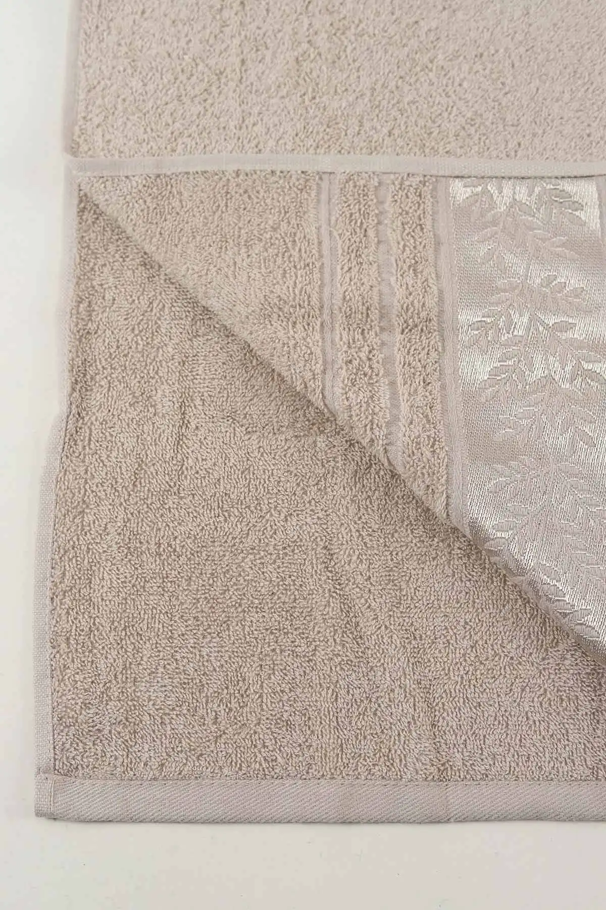 Bisküvi 50x90 Cm Jakarlı Desenli Bahar Havlu 460450