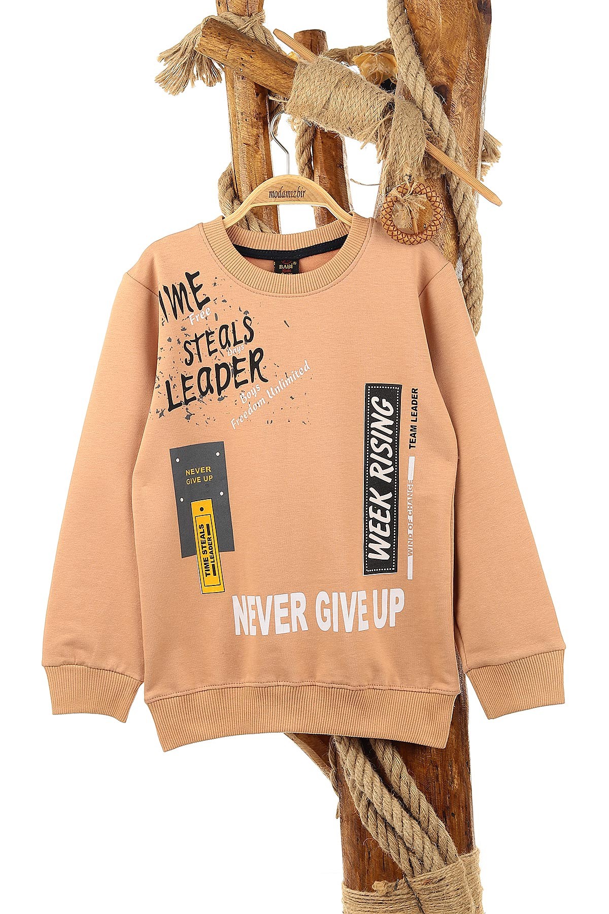Bisküvi (9-12 Yaş) Never Gıve Up Baskılı Erkek Çocuk Sweat 150917