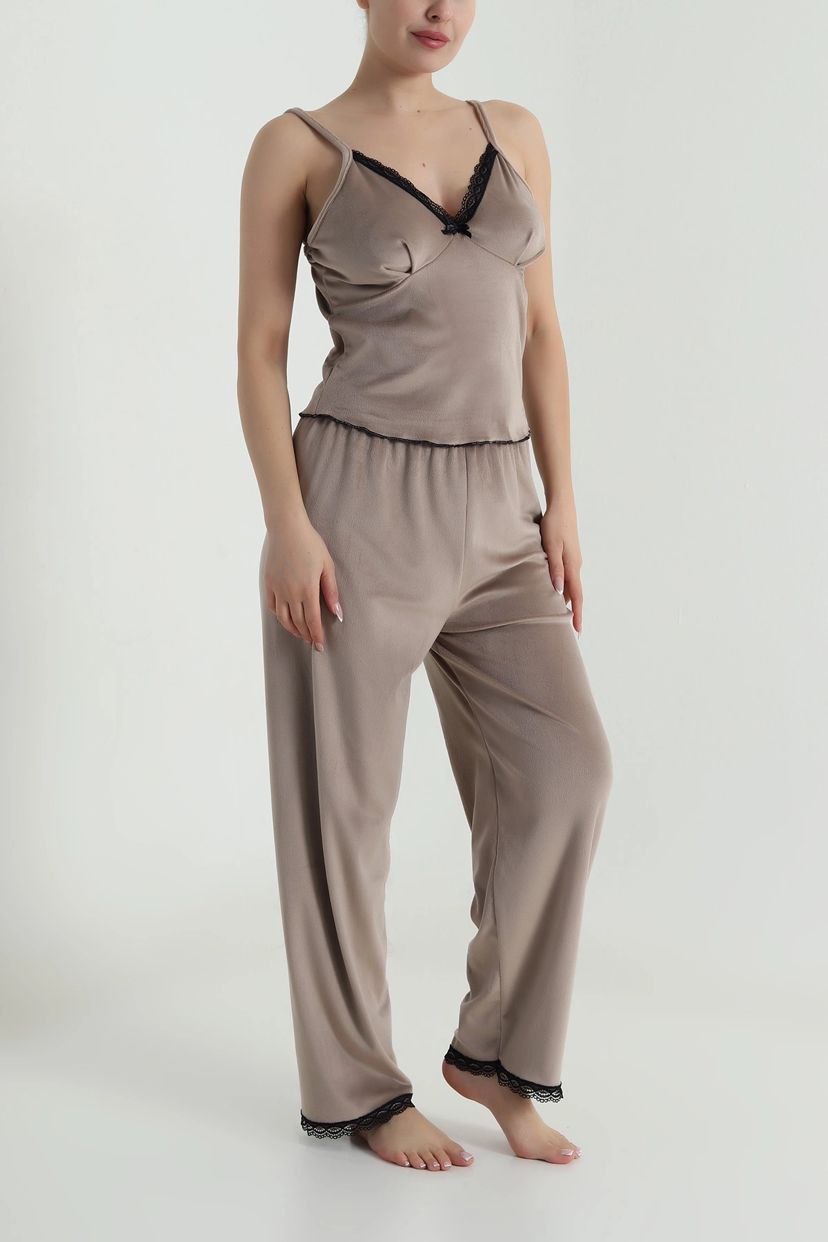 Bisküvi Dantelli Kadife Kadın Pijama Takımı 487758