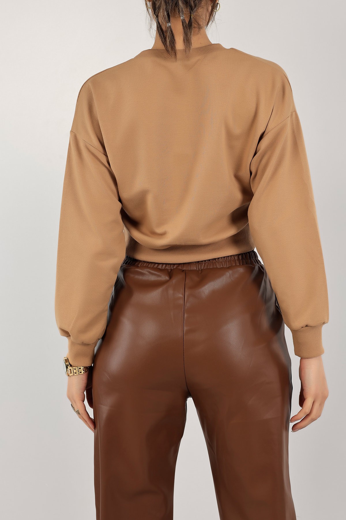 Bisküvi İki İplik Nakışlı Sweat 140930