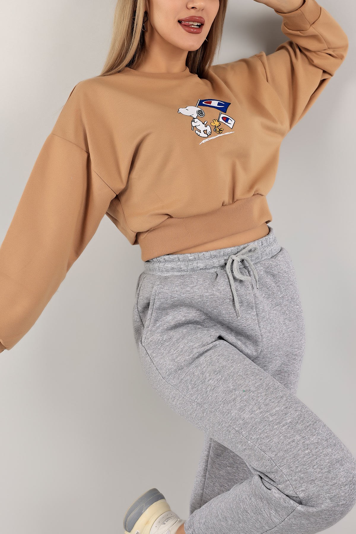 Bisküvi Nakışlı Bayan Sweat 141335