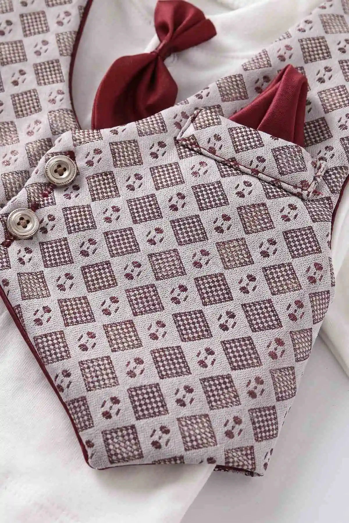 Bordo (0-3 Ay )Kare Desenli Papyonlu Patikli  6 Parça  Erkek Bebek Sünnetlik& Mevlütlük  Takım 475557