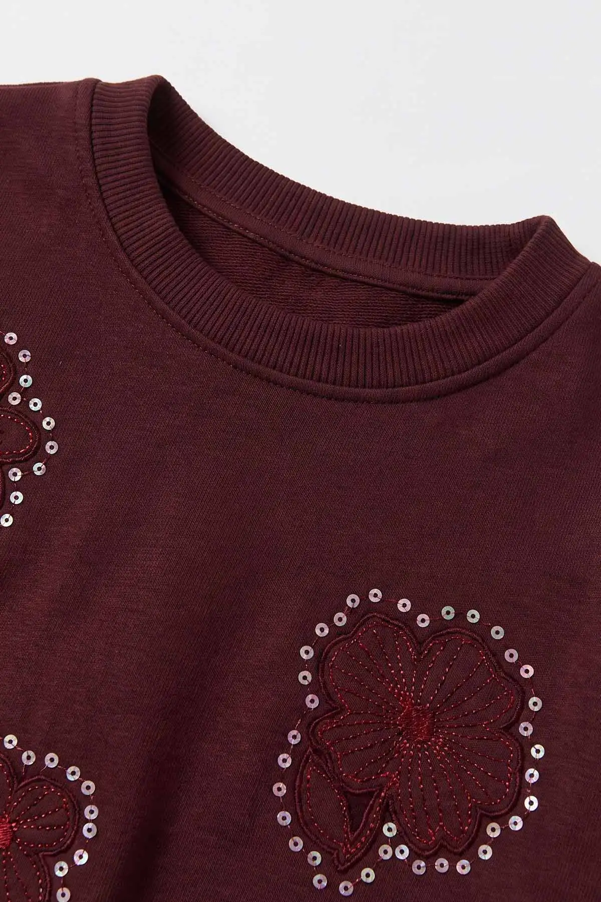 Bordo (2-6 Yaş) Çiçek Nakışlı Pullu 2 İp Kız Çocuk Mevsimlik Takım 480526