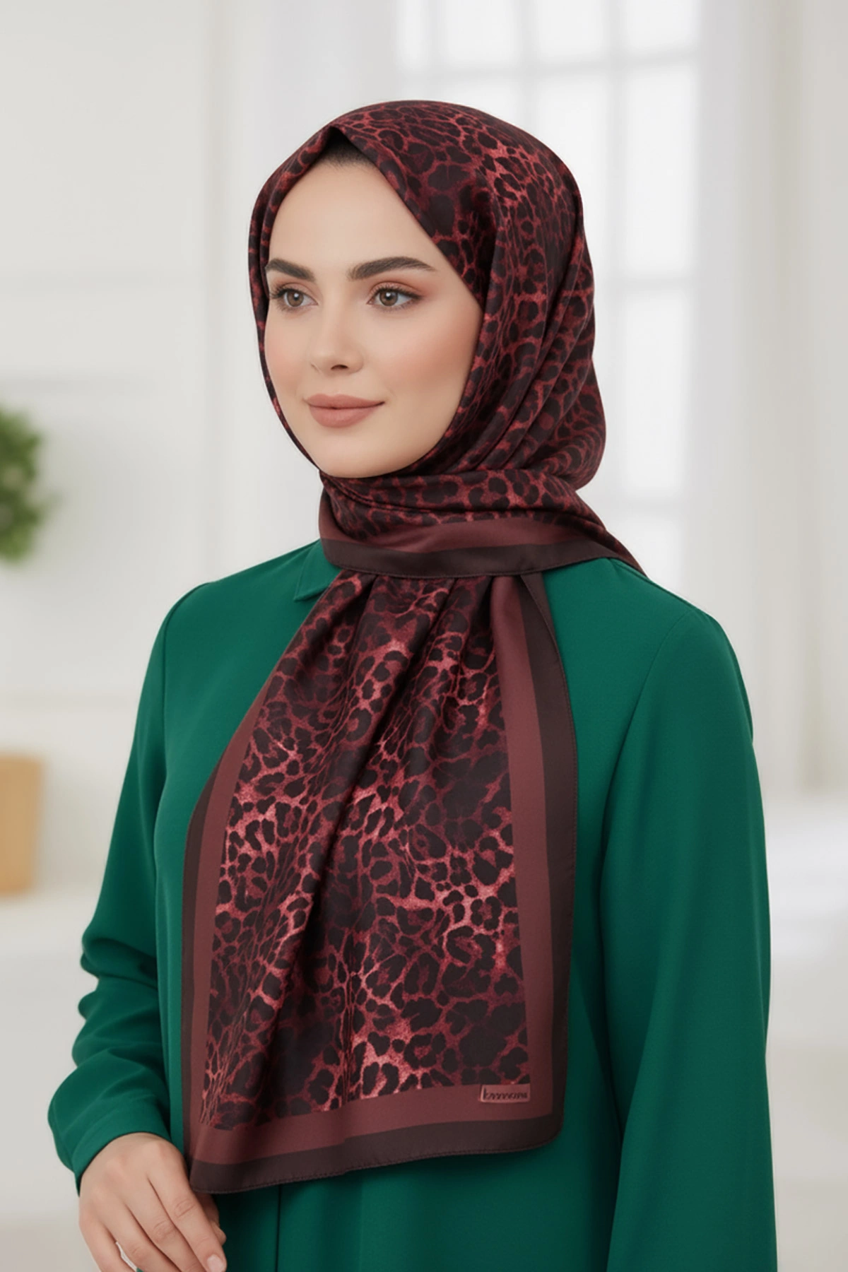 Bordo 75x180 Cm Our Fashion Dijital Baskılı Leopar Desenli Soft Şal 408632