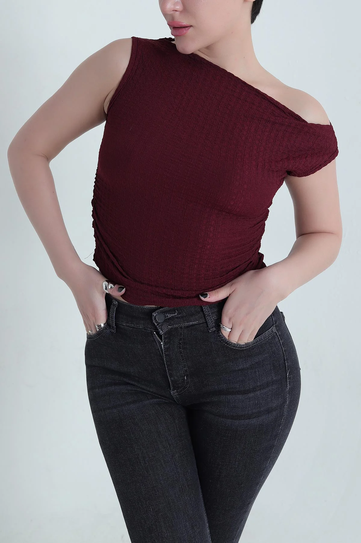 Bordo Büzgülü Kolsuz Gofre Kadın Bluz 456287