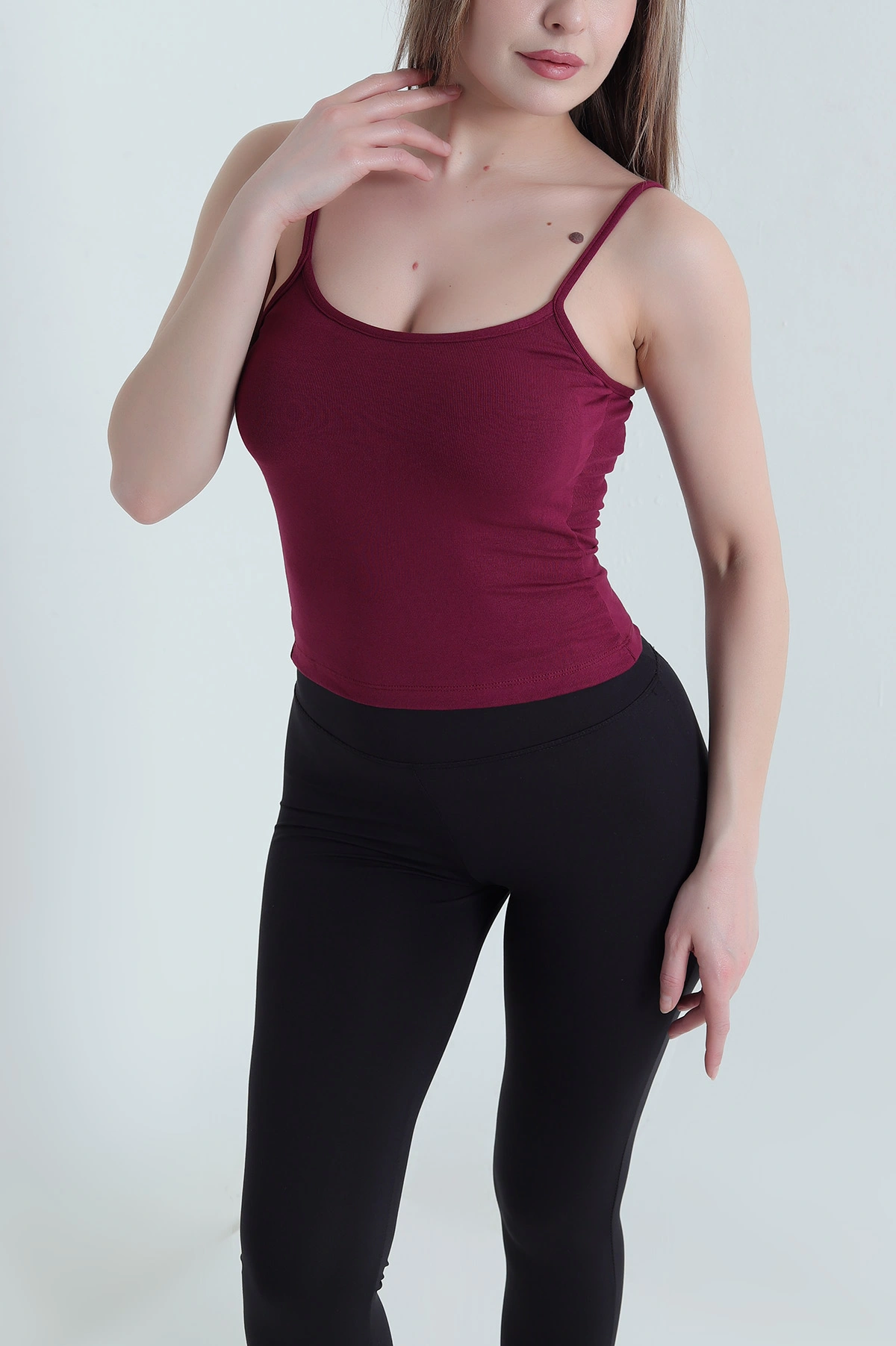 Bordo Destekli İp Askılı Kadın Atlet 439640
