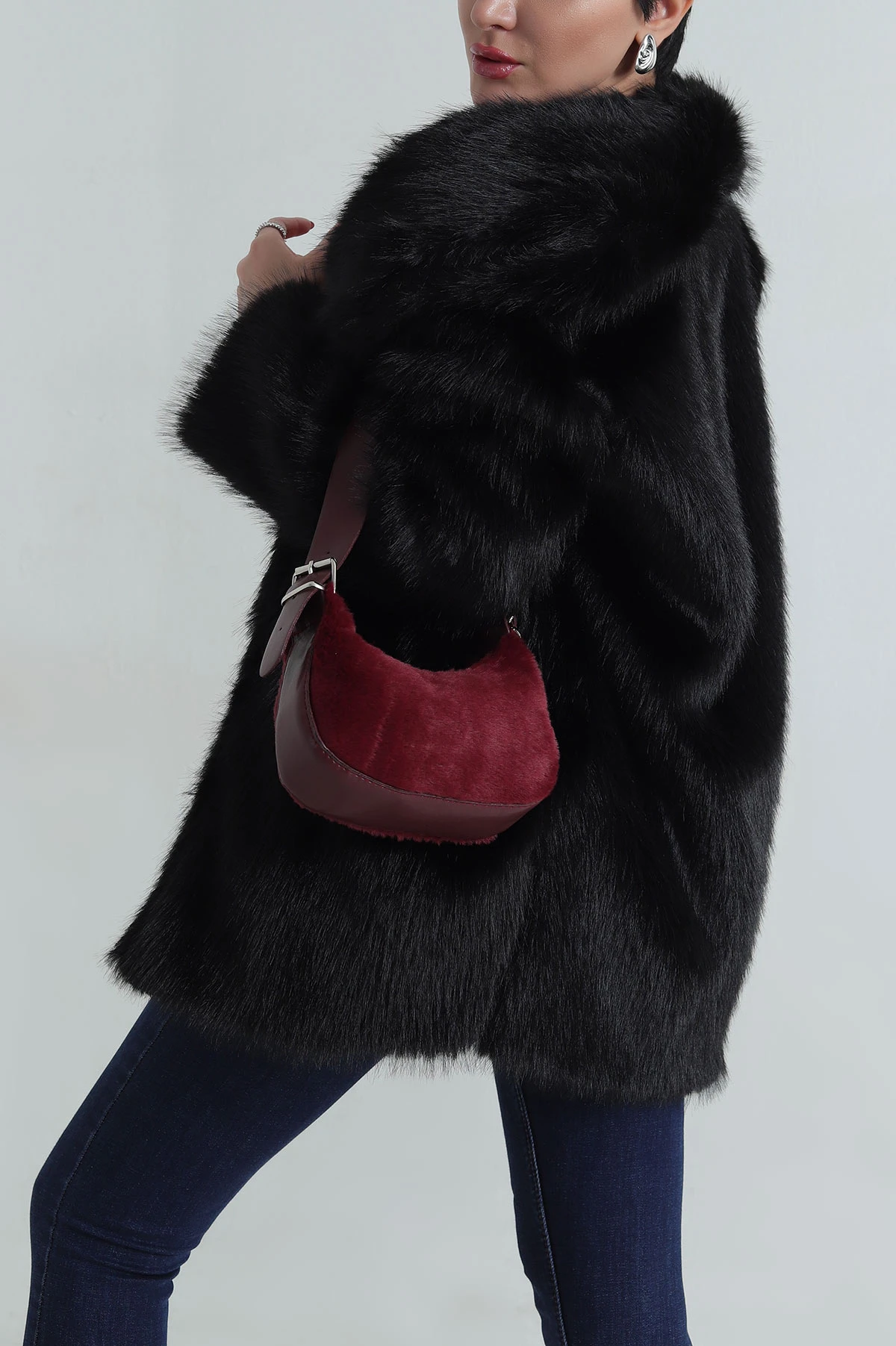Bordo Peluş Ayarlanabilir Askılı Kadın El Kol ve Omuz Çantası 415385