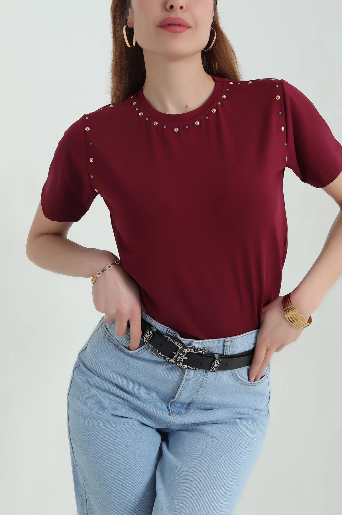 Bordo Yaka ve Kolları Taşlı Oysho Tişört 358452